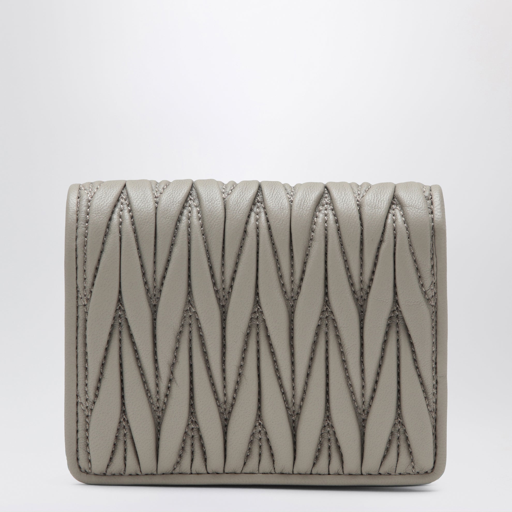 Pumice matelassé nappa leather wallet