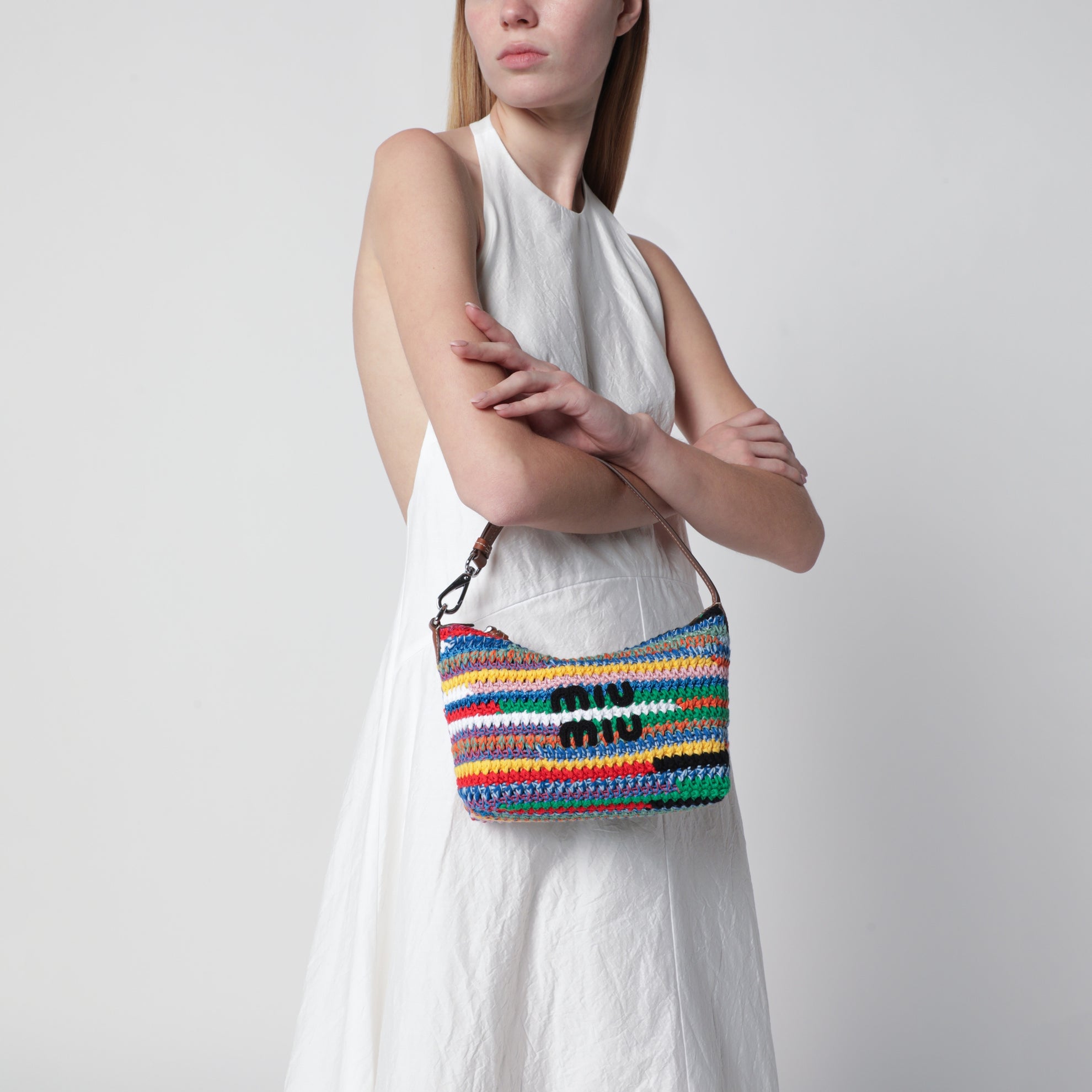 Pouch in multicolored crochet