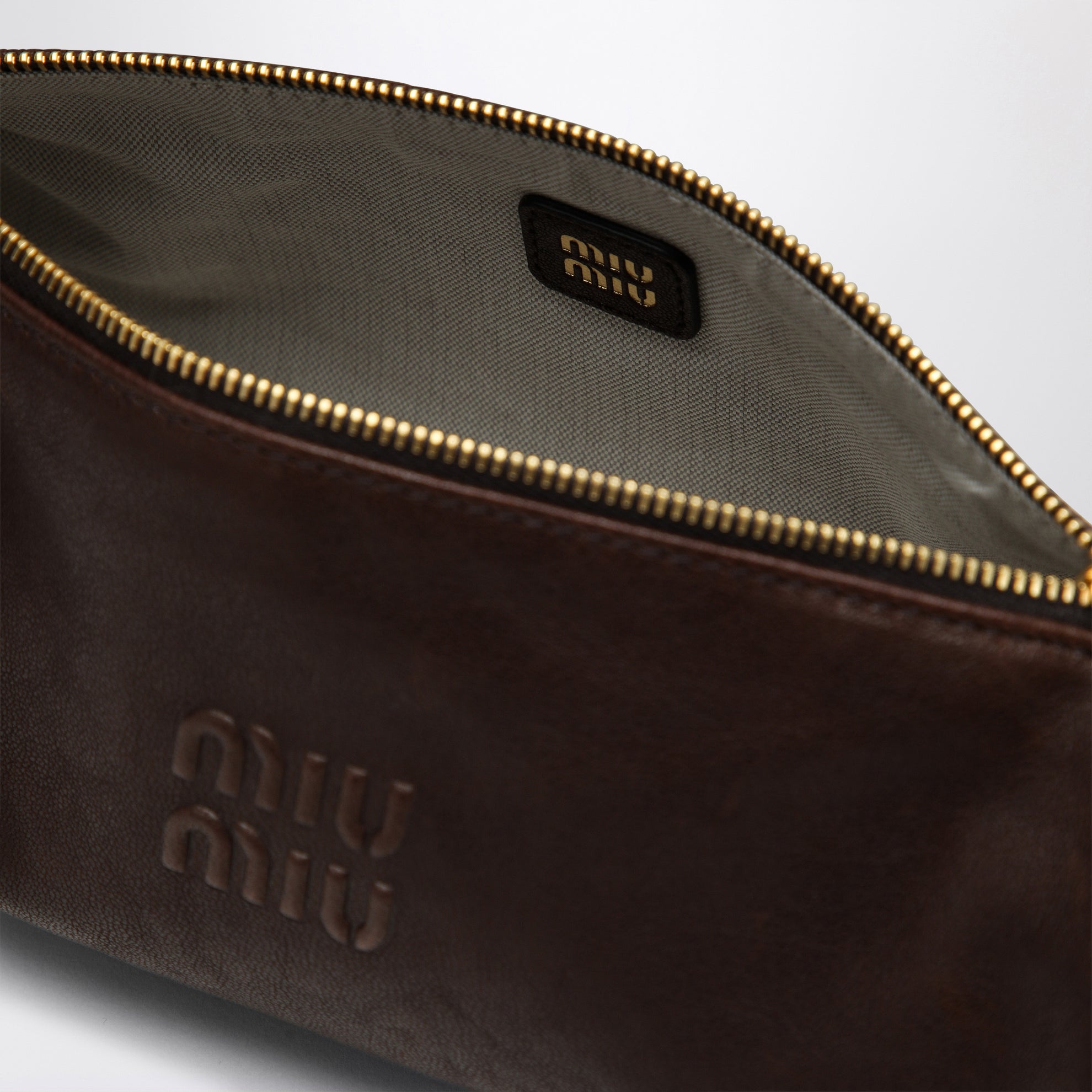 Pochette couleur Radica en nappa