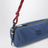 Pochette en gabardine de coton indigo et amaranto