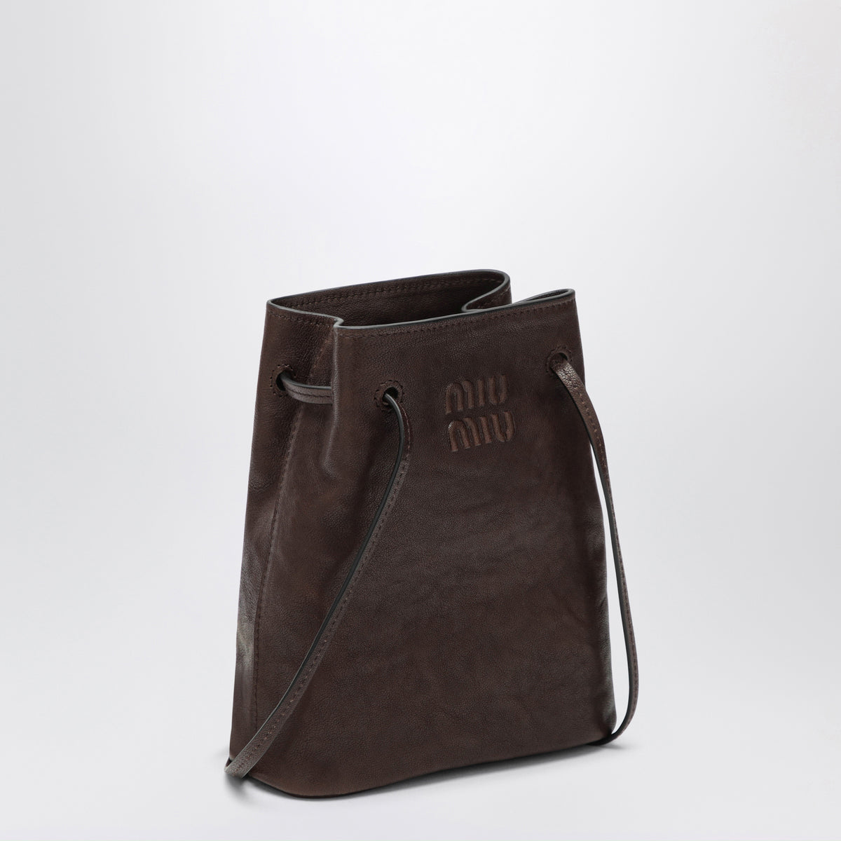 Radica bucket bag