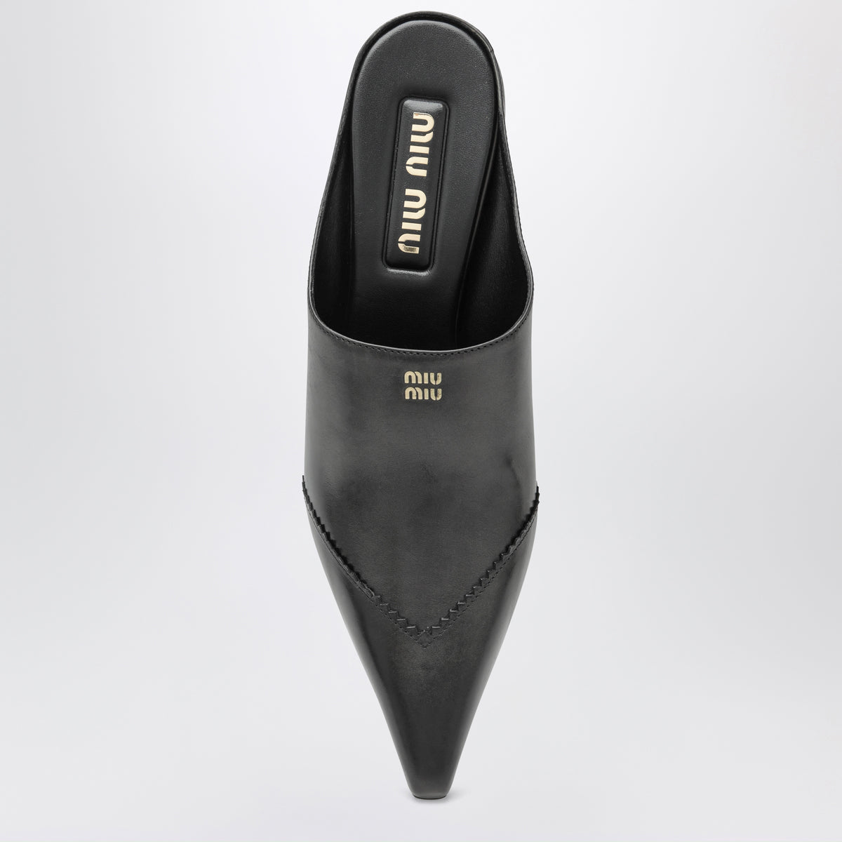 Schwarze Mules aus Leder mit Absatz