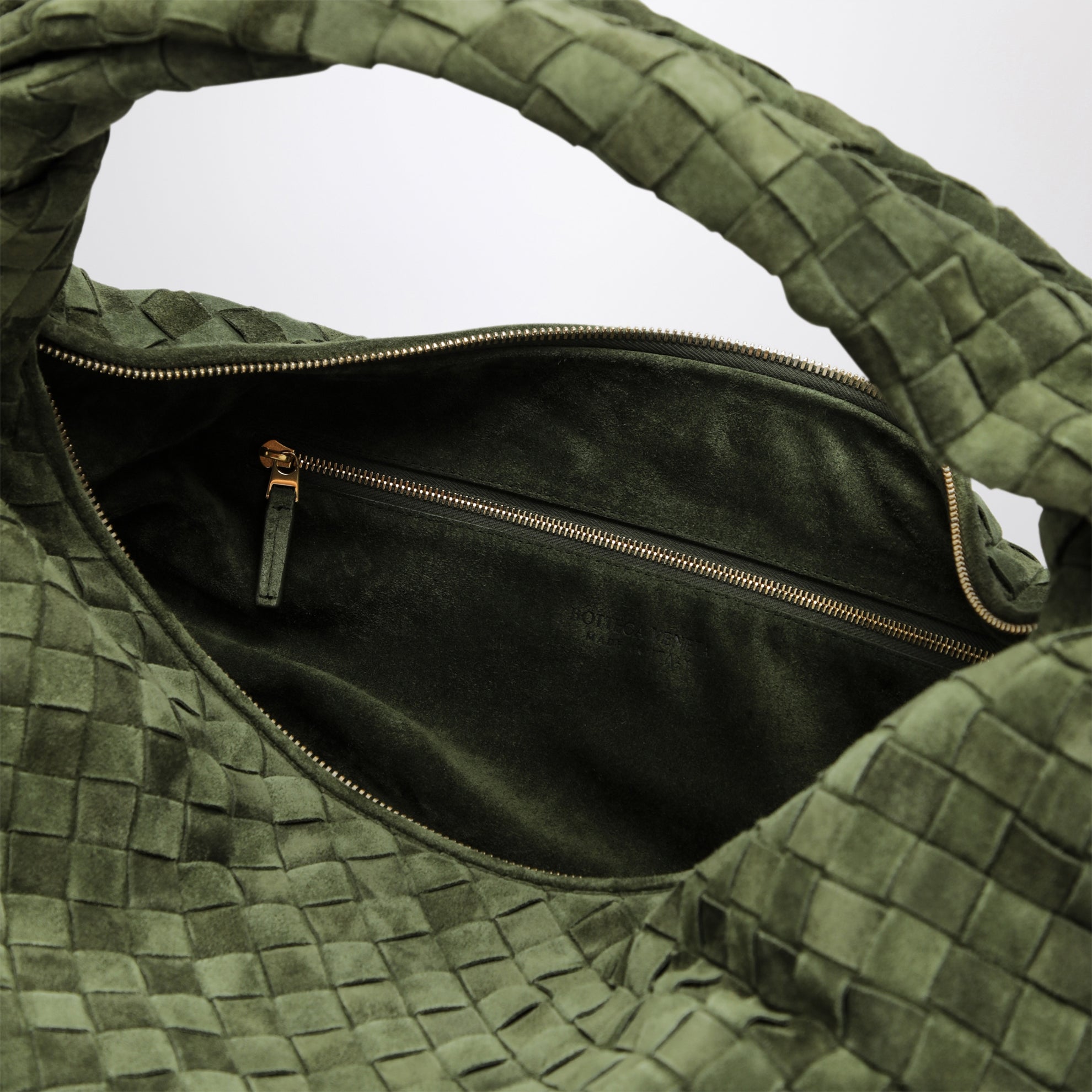 Borsa Jodie in suede Intrecciato verde scuro