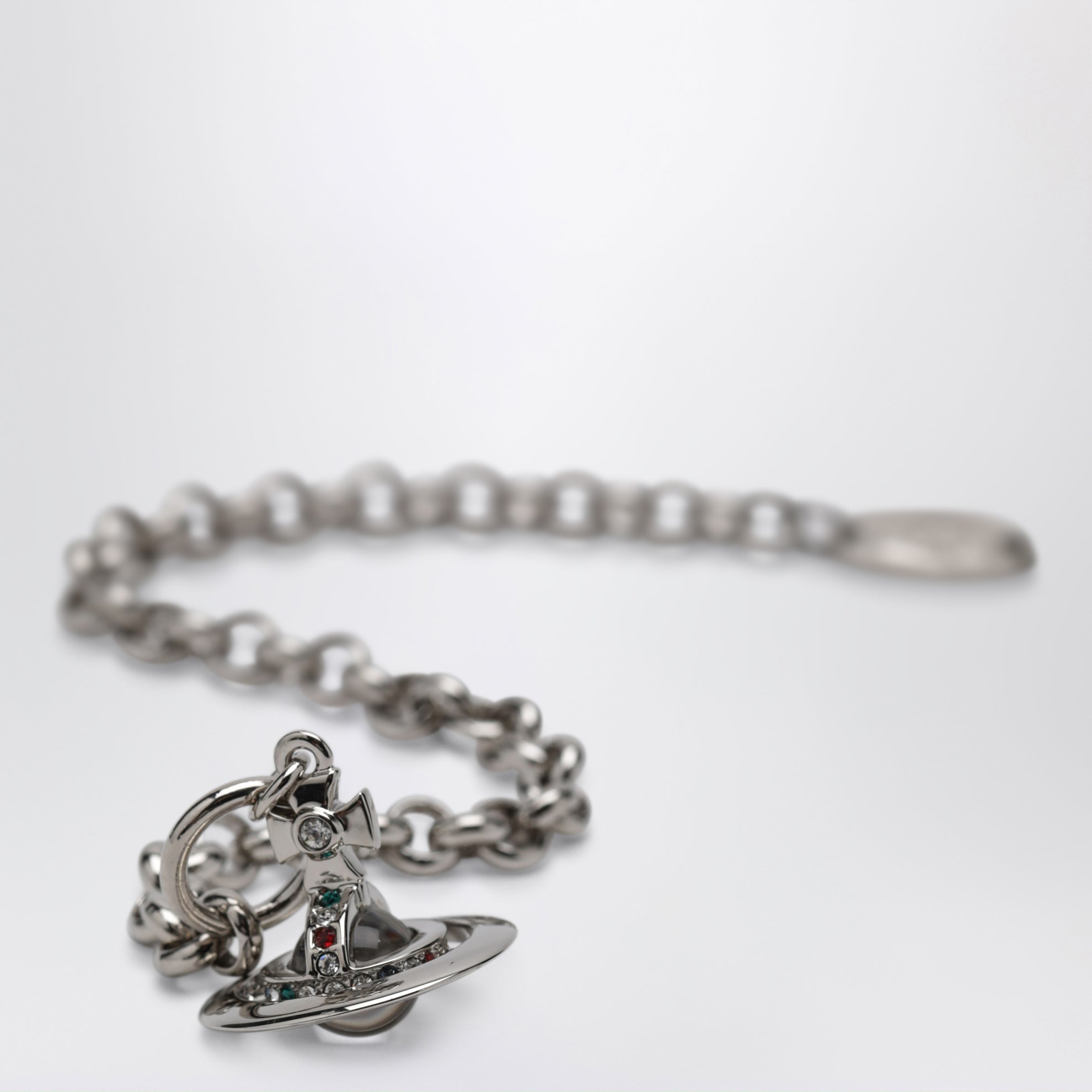 New Petite Orb bracelet in platinum