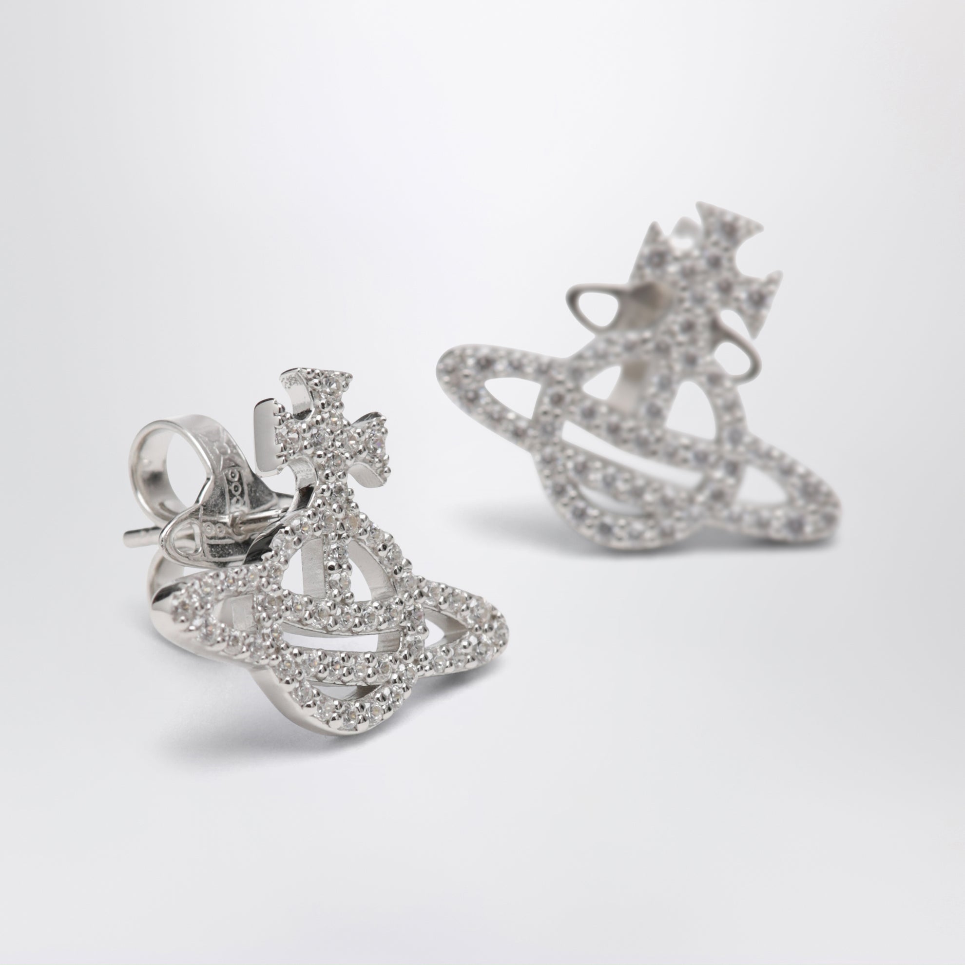 Orecchini Orb in metallo platino con cristalli