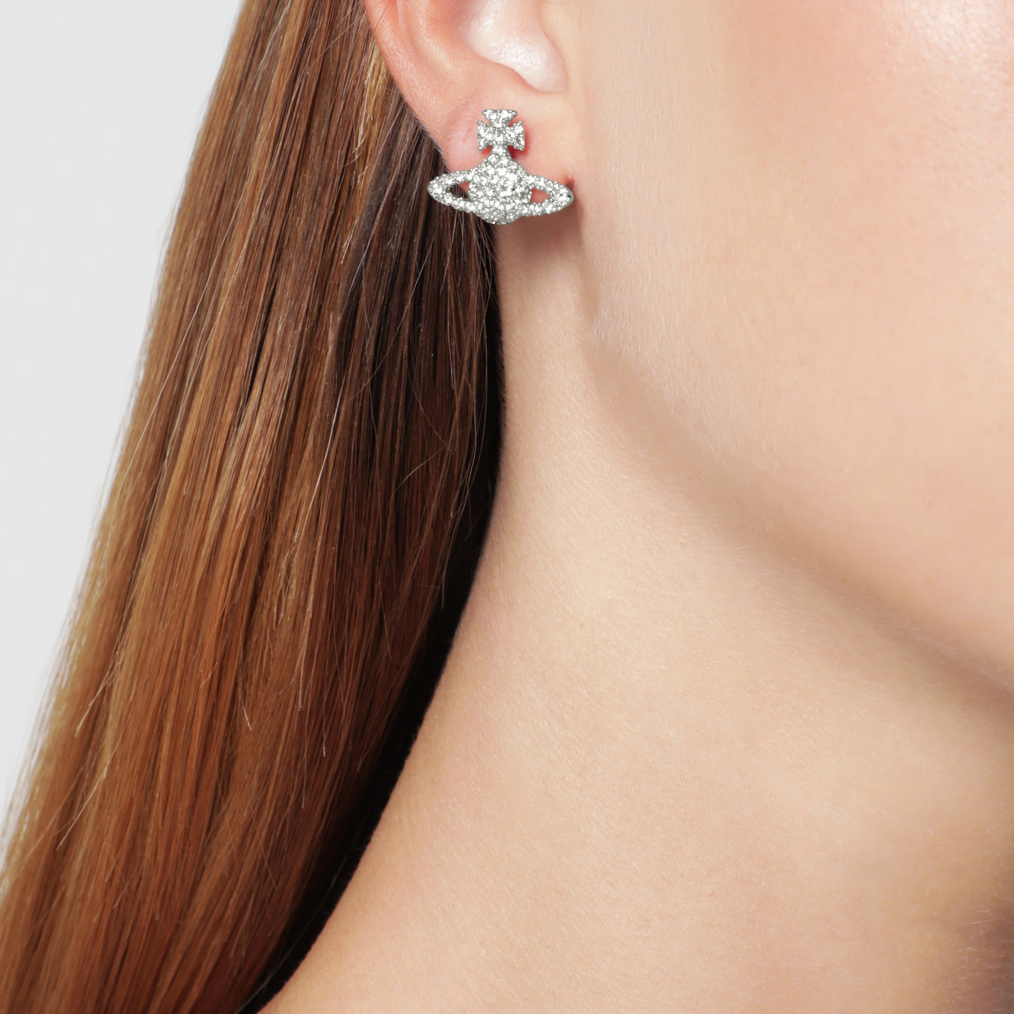 Stud earrings Grace Bas Relief with crystals in brass