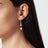 Boucles d'oreilles puces en perles de platine