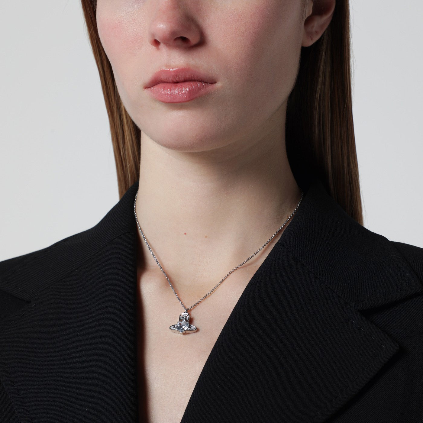 Collana Ariella con logo Orb e cuore con cristalli