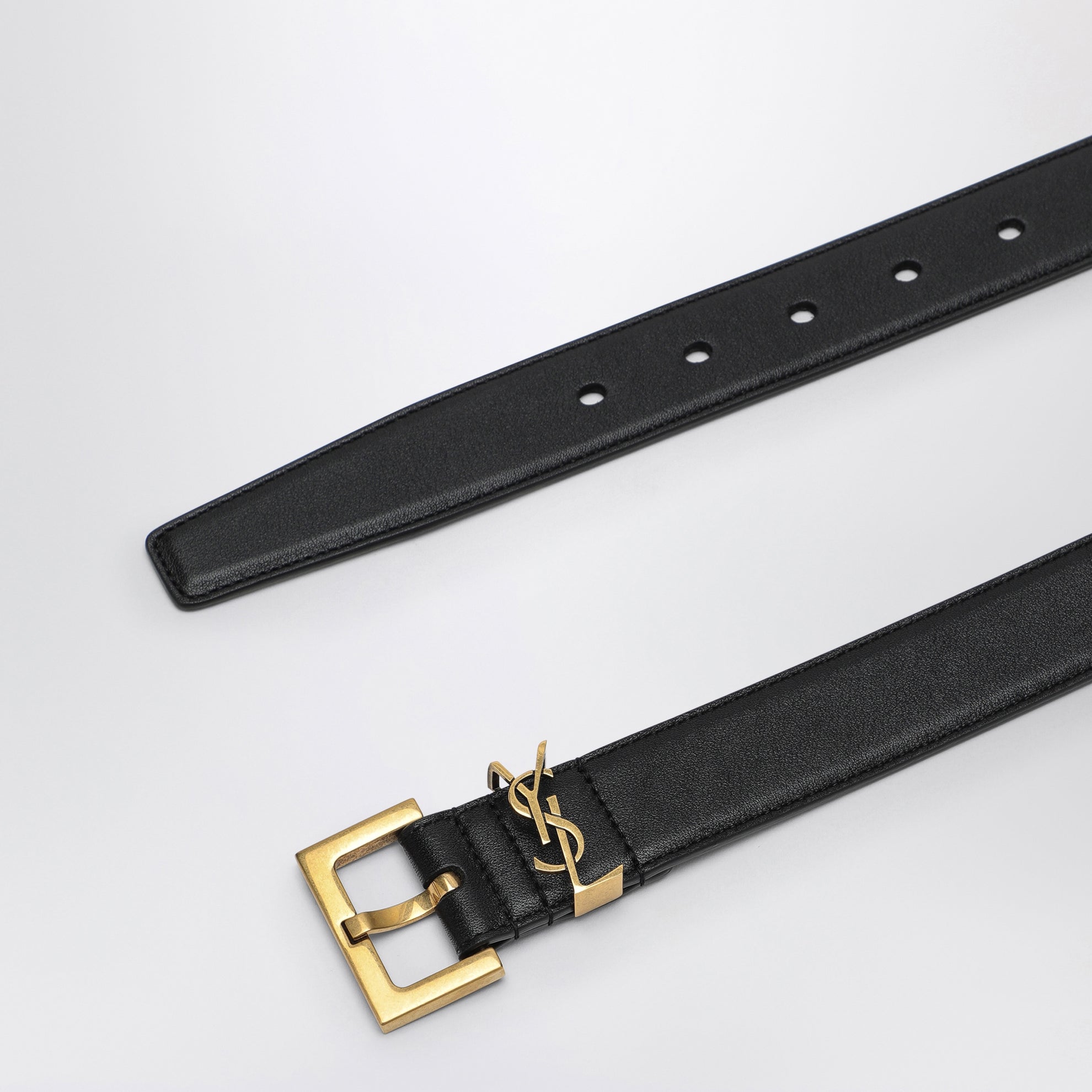 Black Cassandre belt in smooth leather