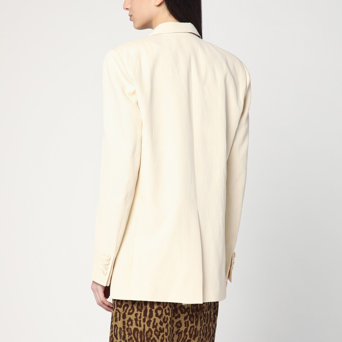 Single-breasted jacket in butter colour