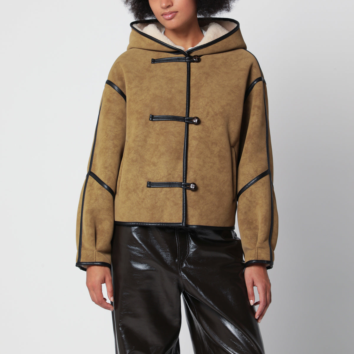 Beige Fia jacket in faux shearling with hood
