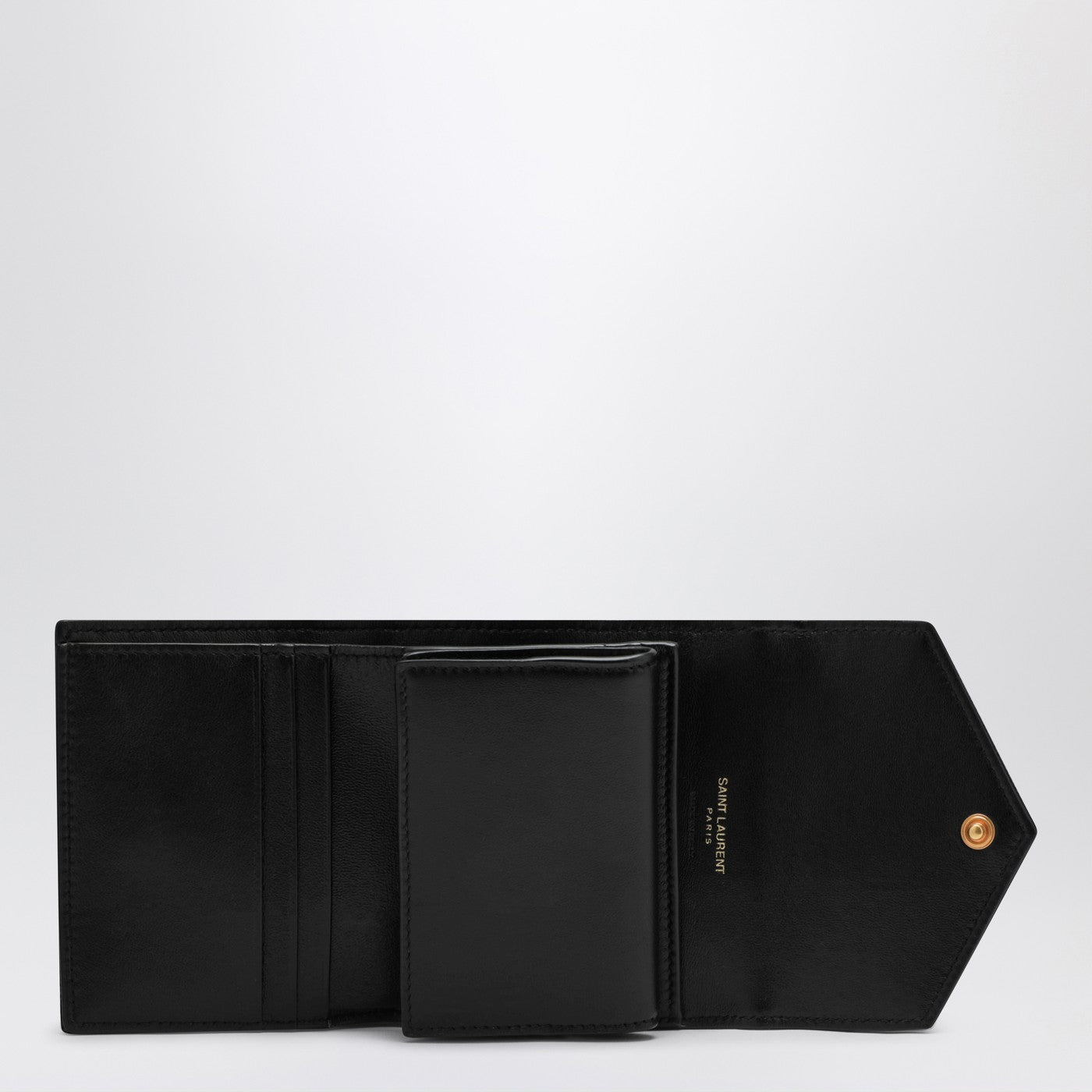 Cassandre Matelassé black tri-fold wallet