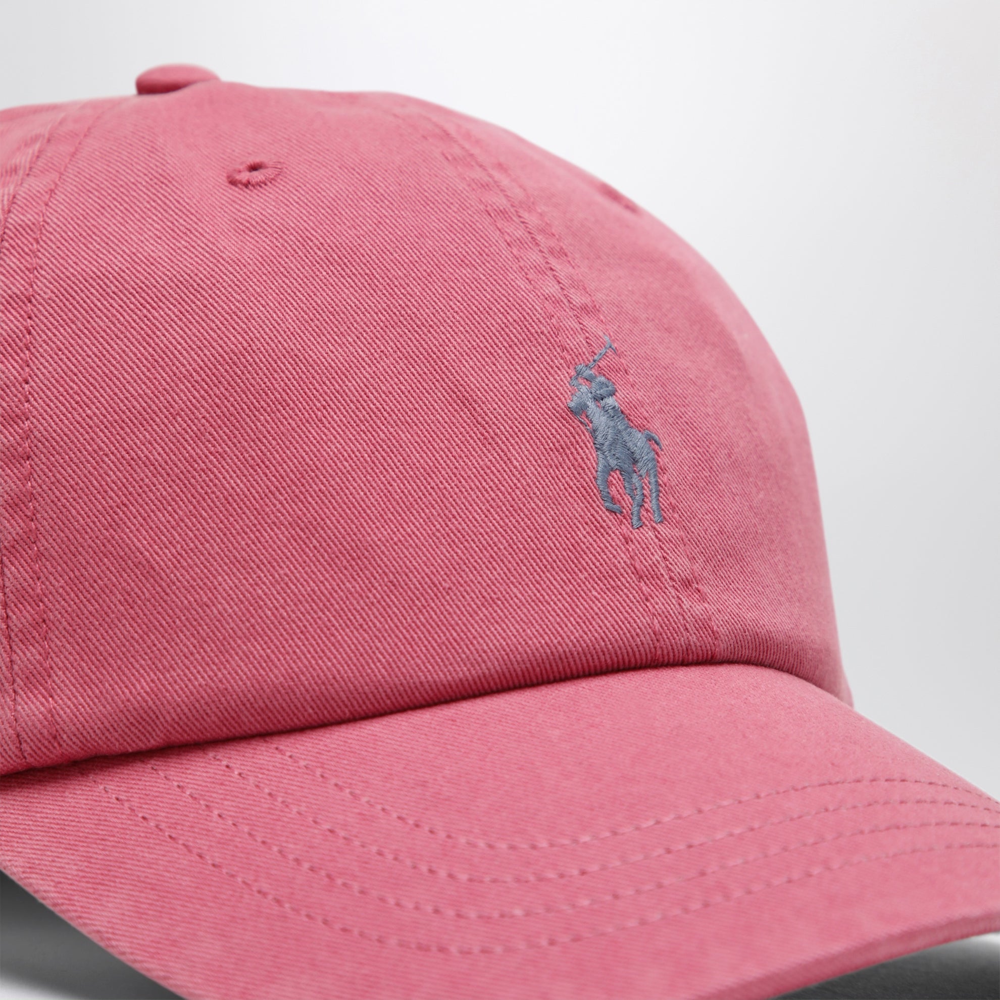 Cappello da baseball rosa con logo