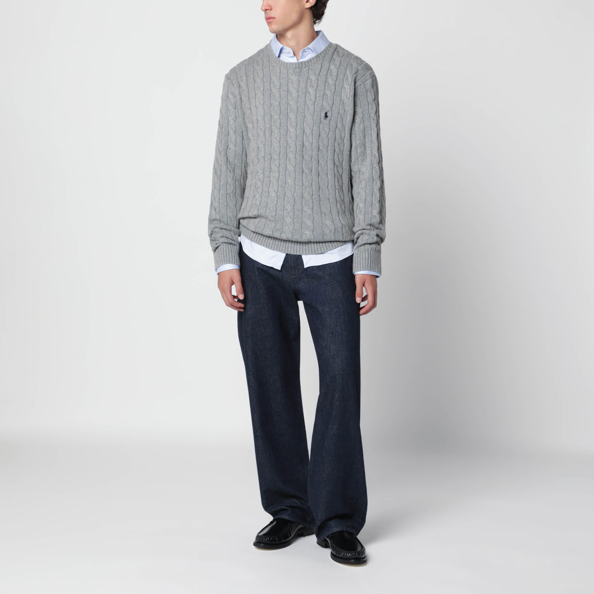 Maglione grigio a trecce in cotone