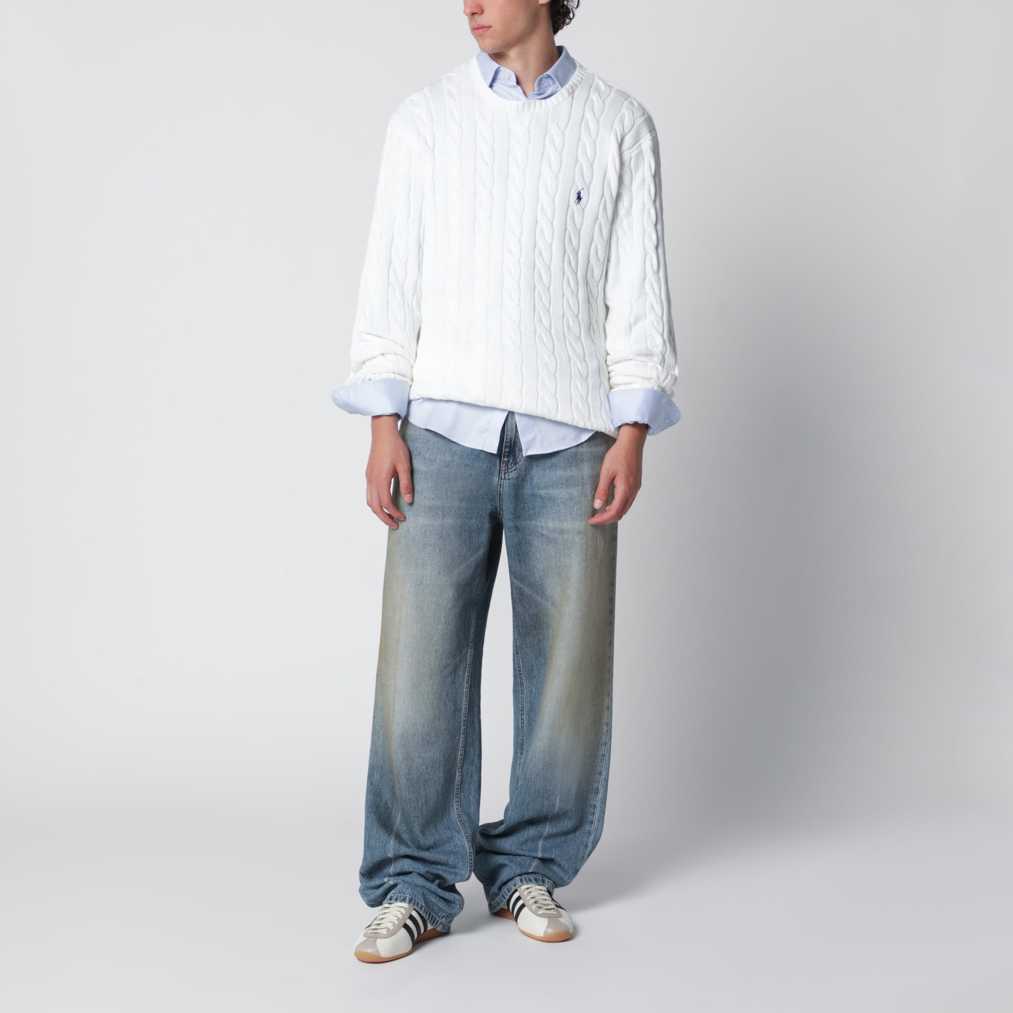 Maglione bianco in cotone a trecce