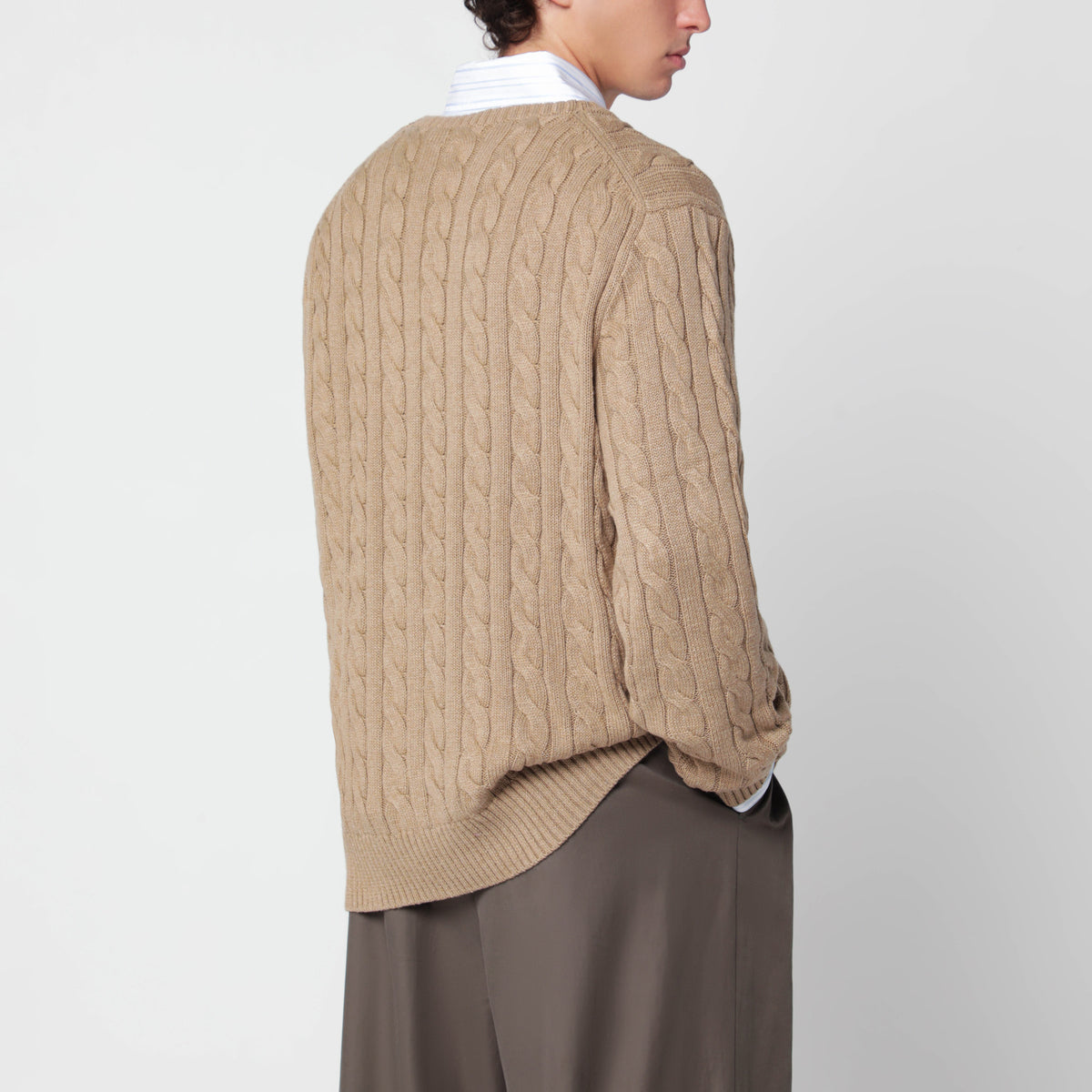 Beiger Zopfmusterpullover aus Baumwolle