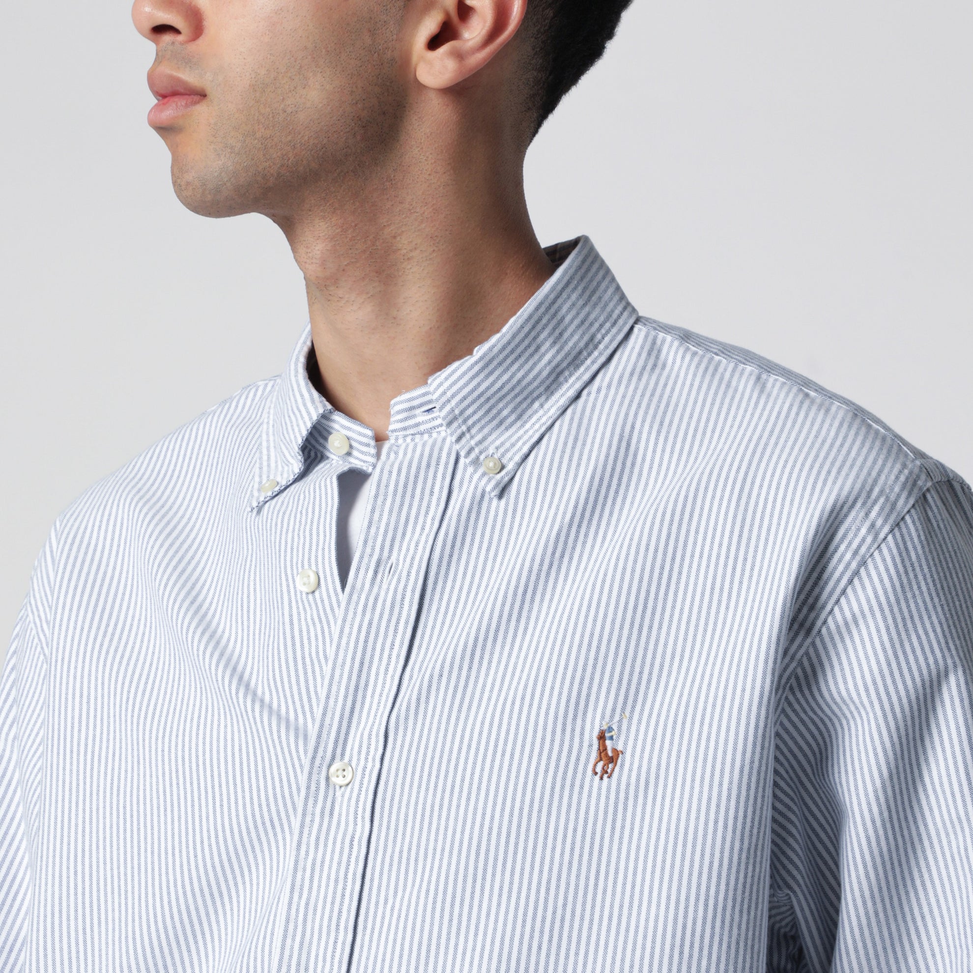 Light blue/white striped Oxford Custom-Fit shirt