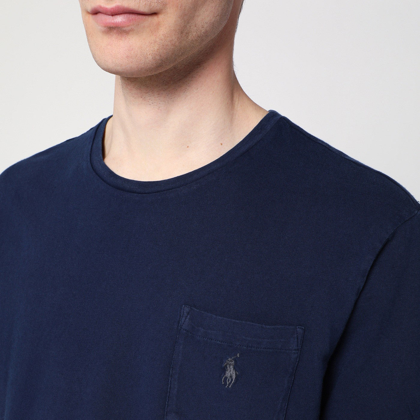 T-shirt en coton bleu marine