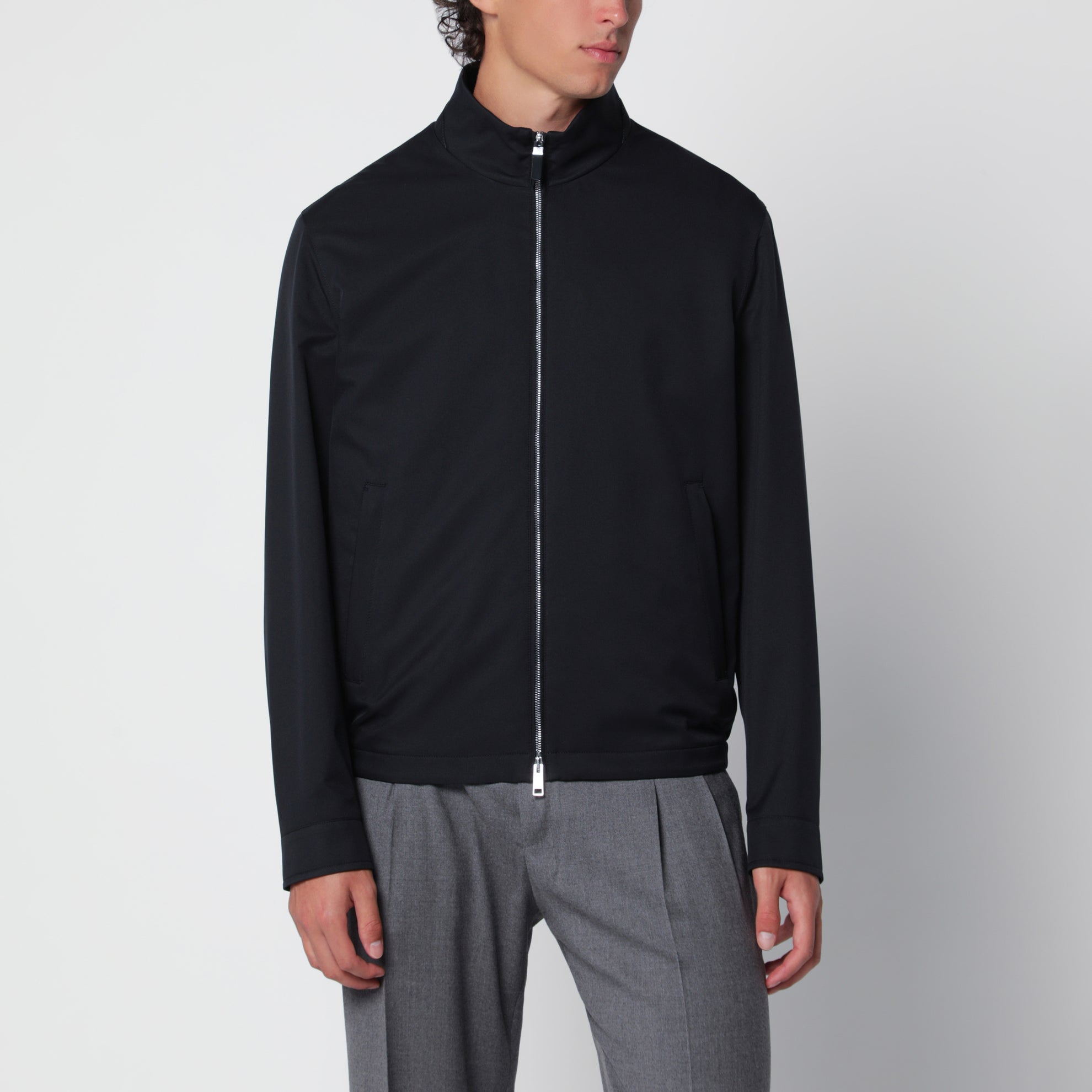 Marineblaue Jacke mit Reißverschluss