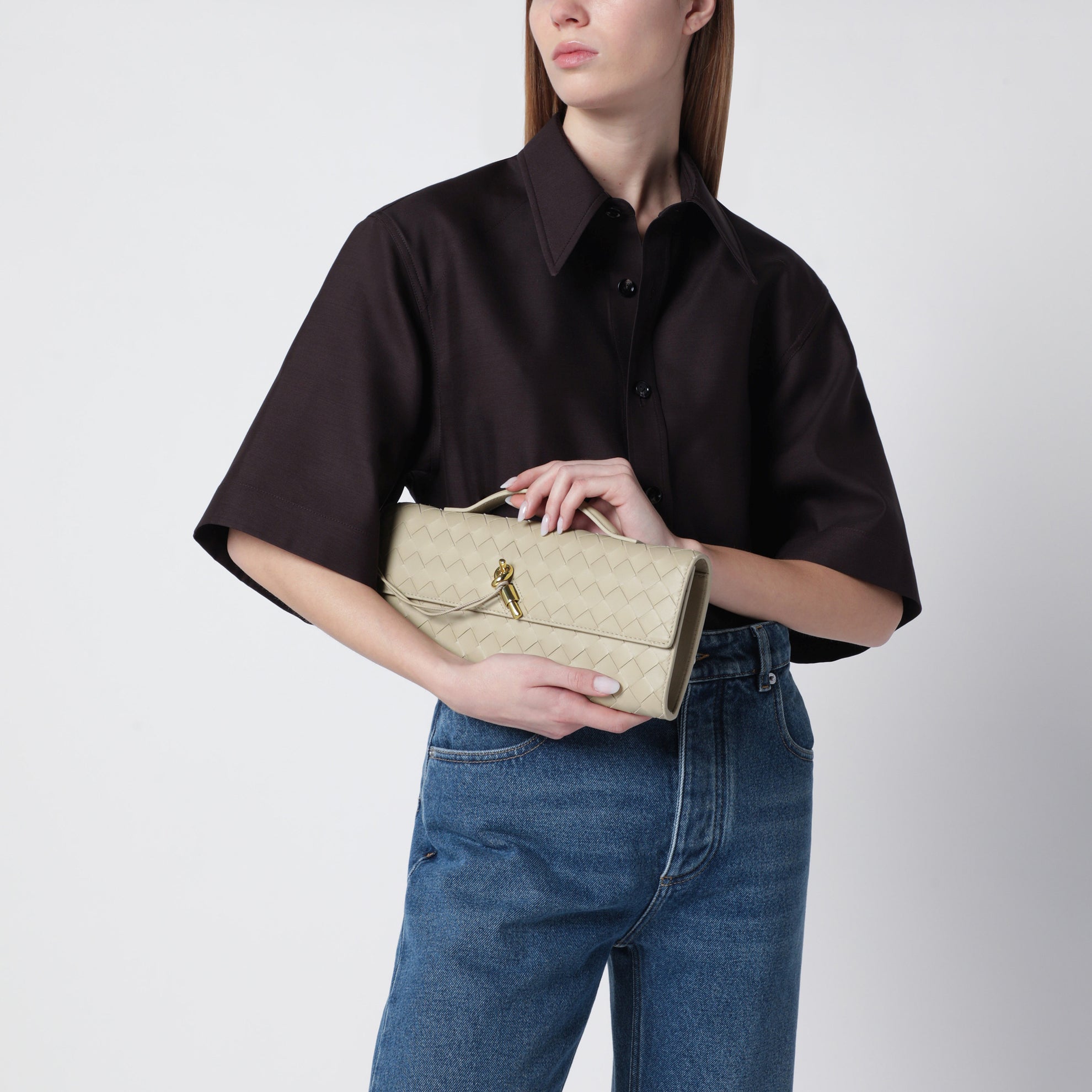 Andiamo clutch bag in ecru