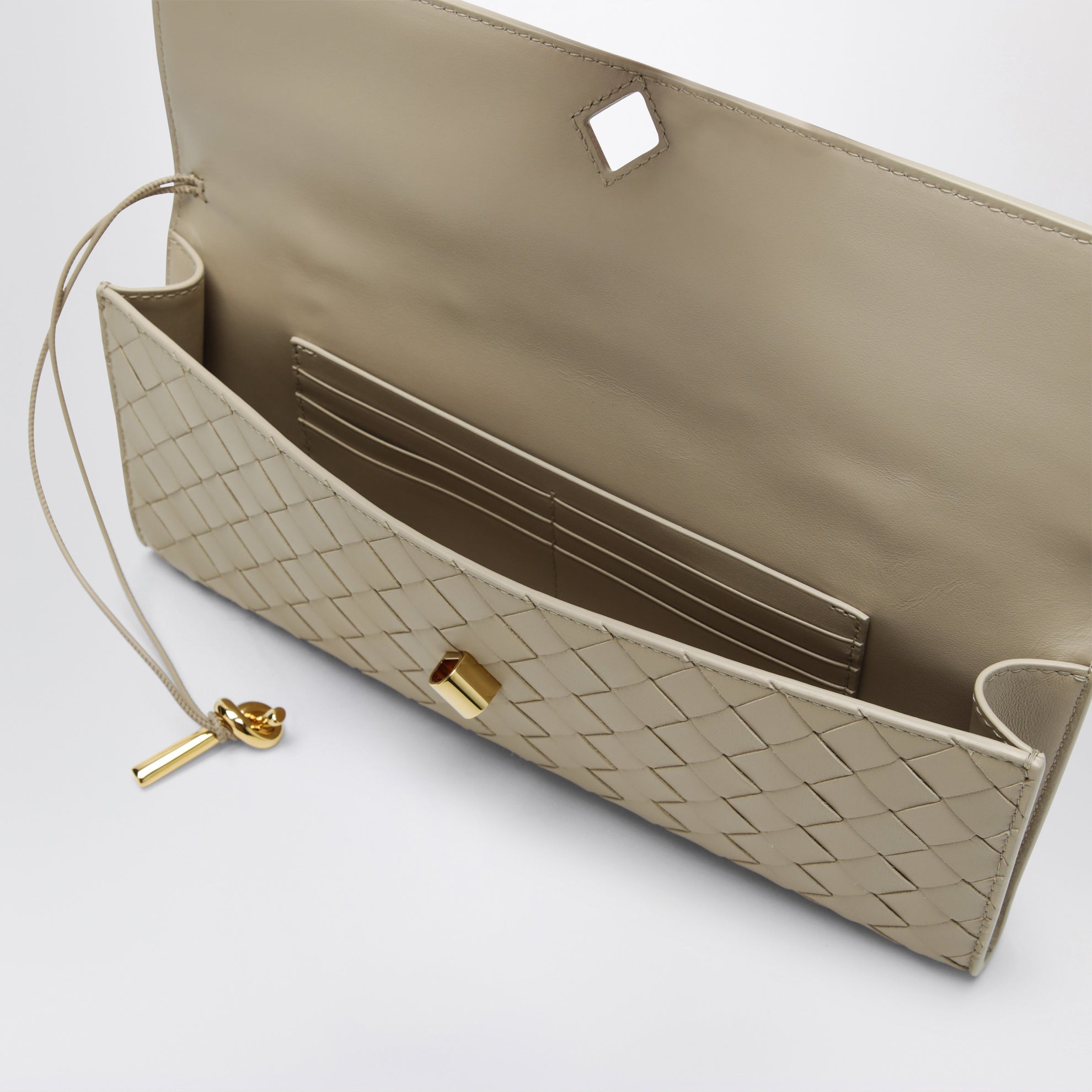 Andiamo clutch bag in ecru