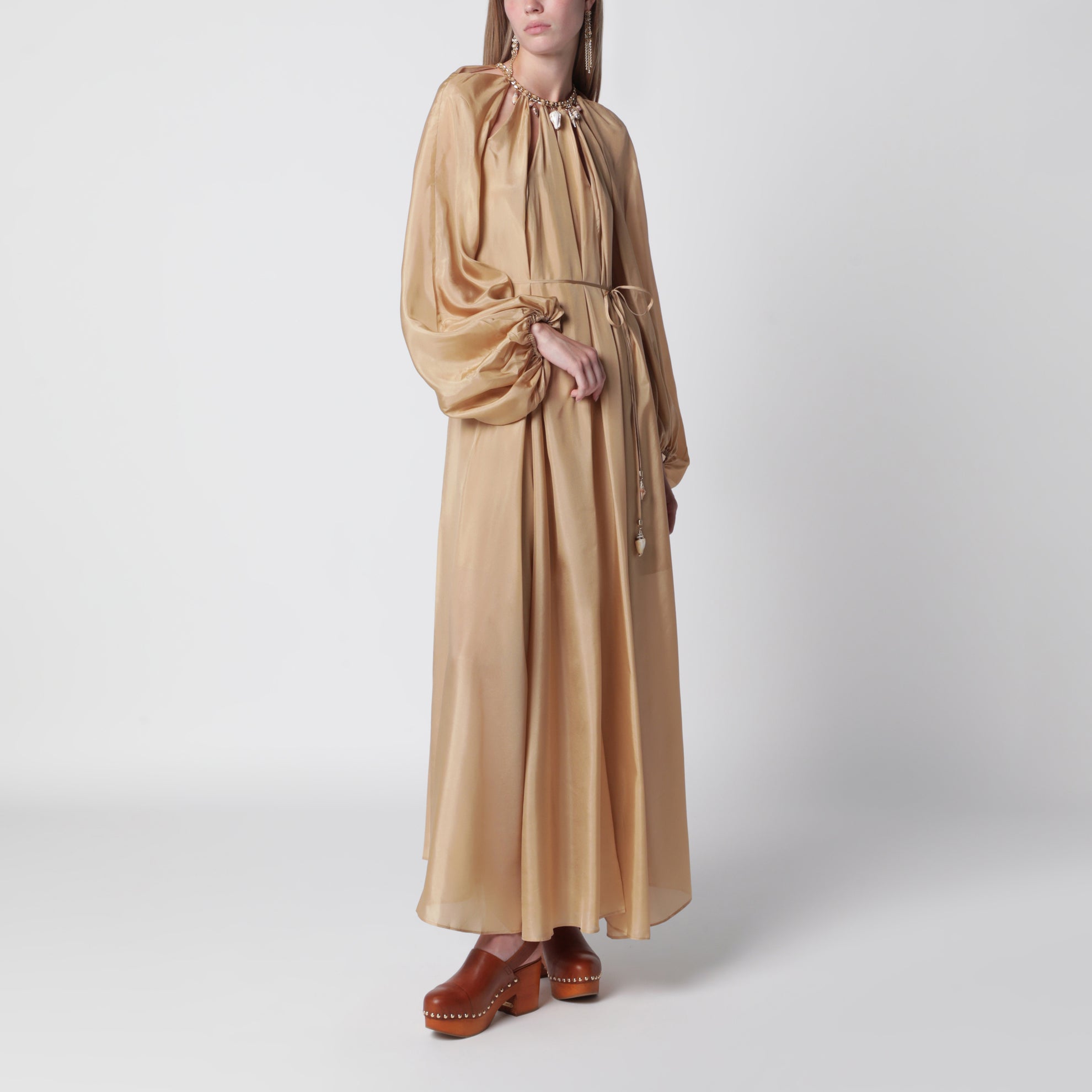 Mahon maxi dress in silk habotai champagne