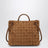 Borsa a mano Andiamo piccola in suede intrecciato color ambra