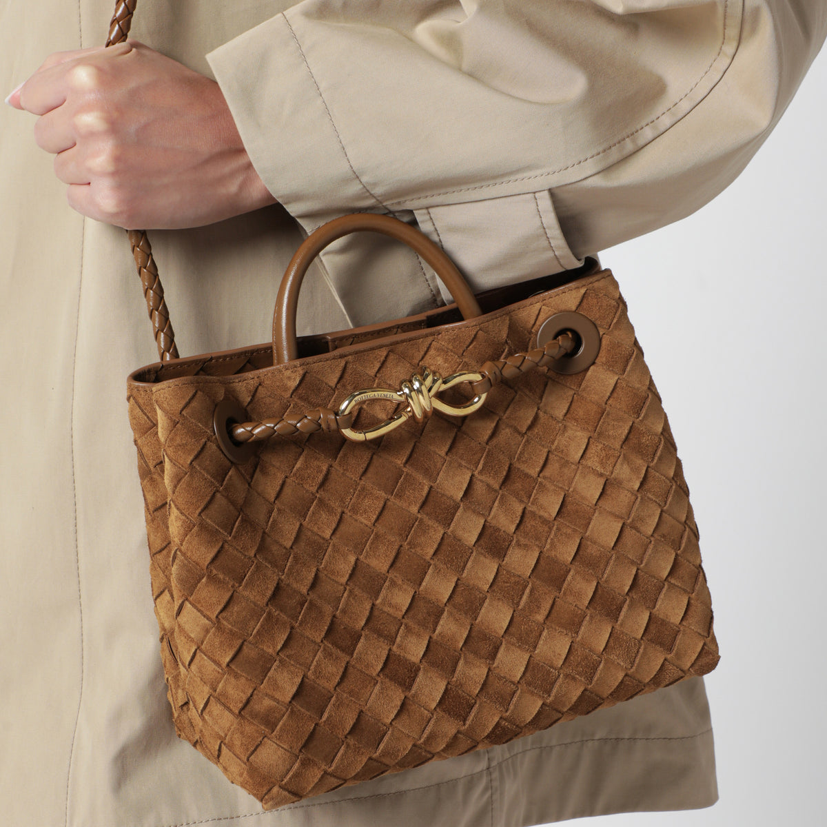 Small Andiamo handbag in caramel woven suede