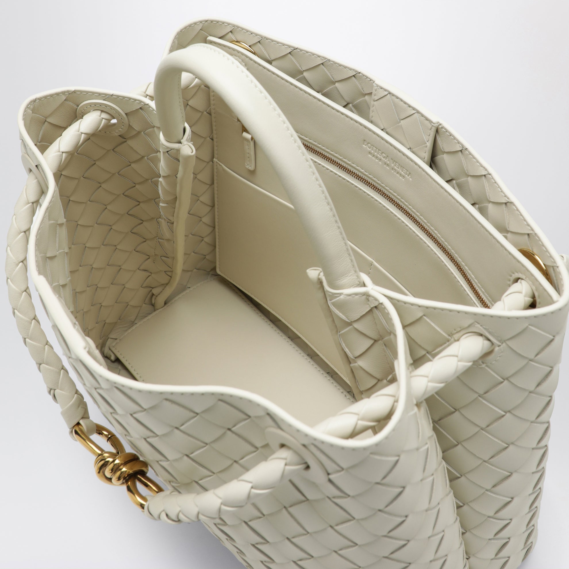 Andiamo medium bag in Seasalt