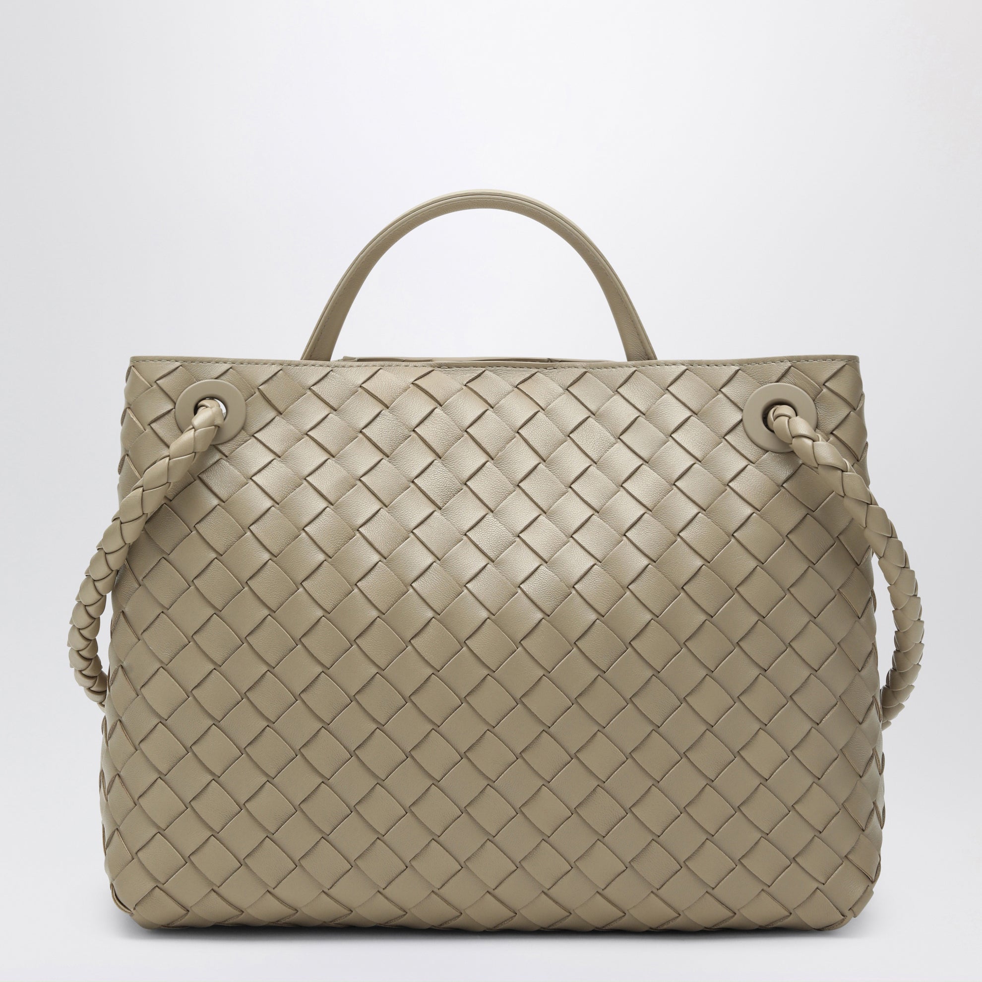 Medium Andiamo bag in écru