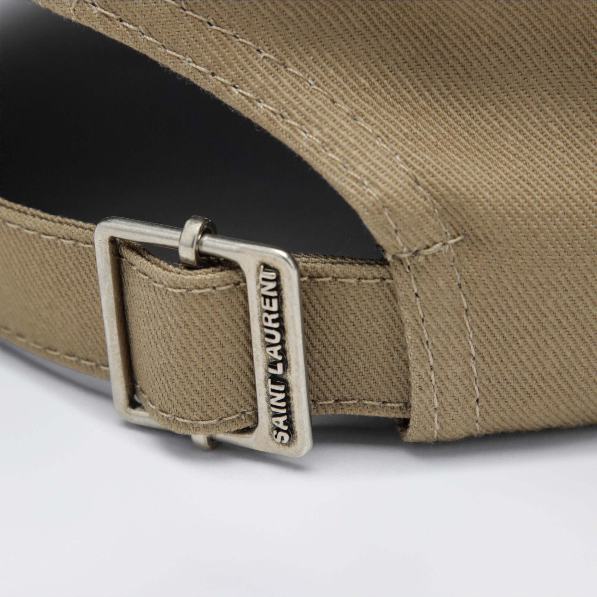 Beige baseball cap with embroidered logo