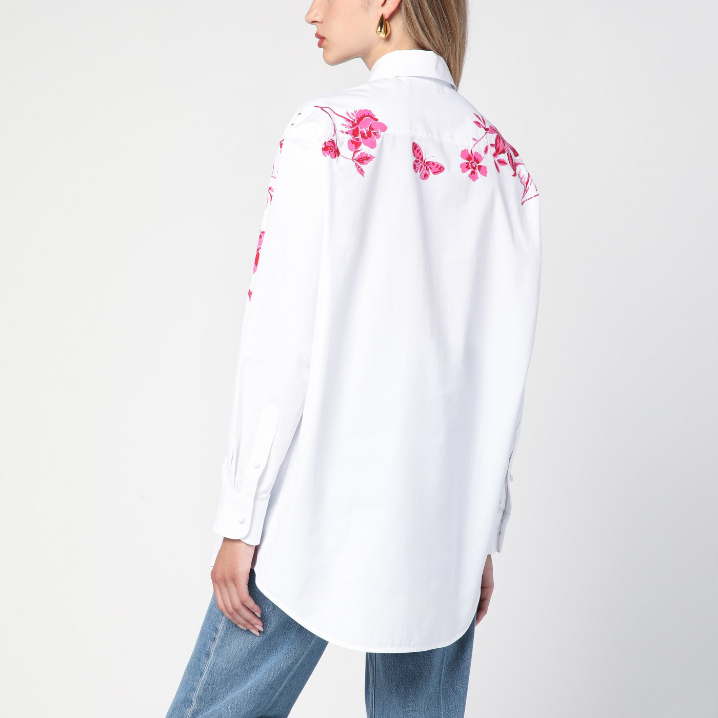 Camicia bianca con stampa fucsia