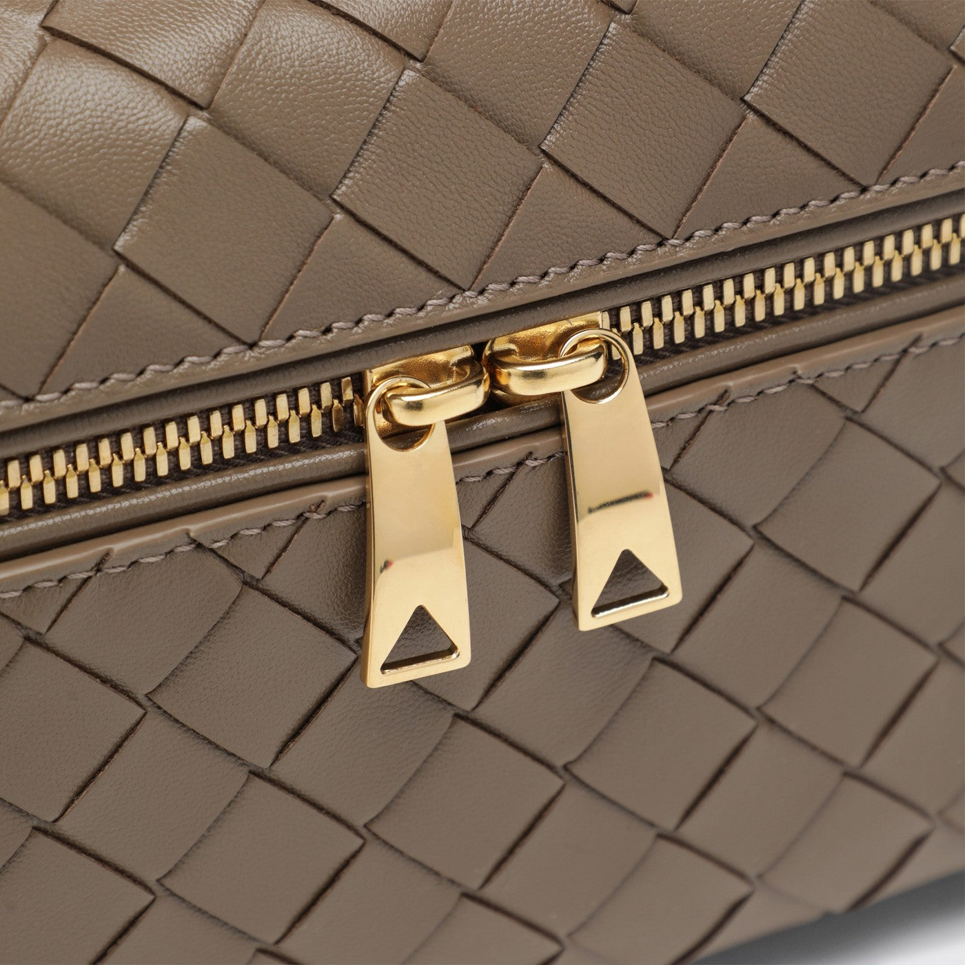 Bang Bang brown vanity case bag