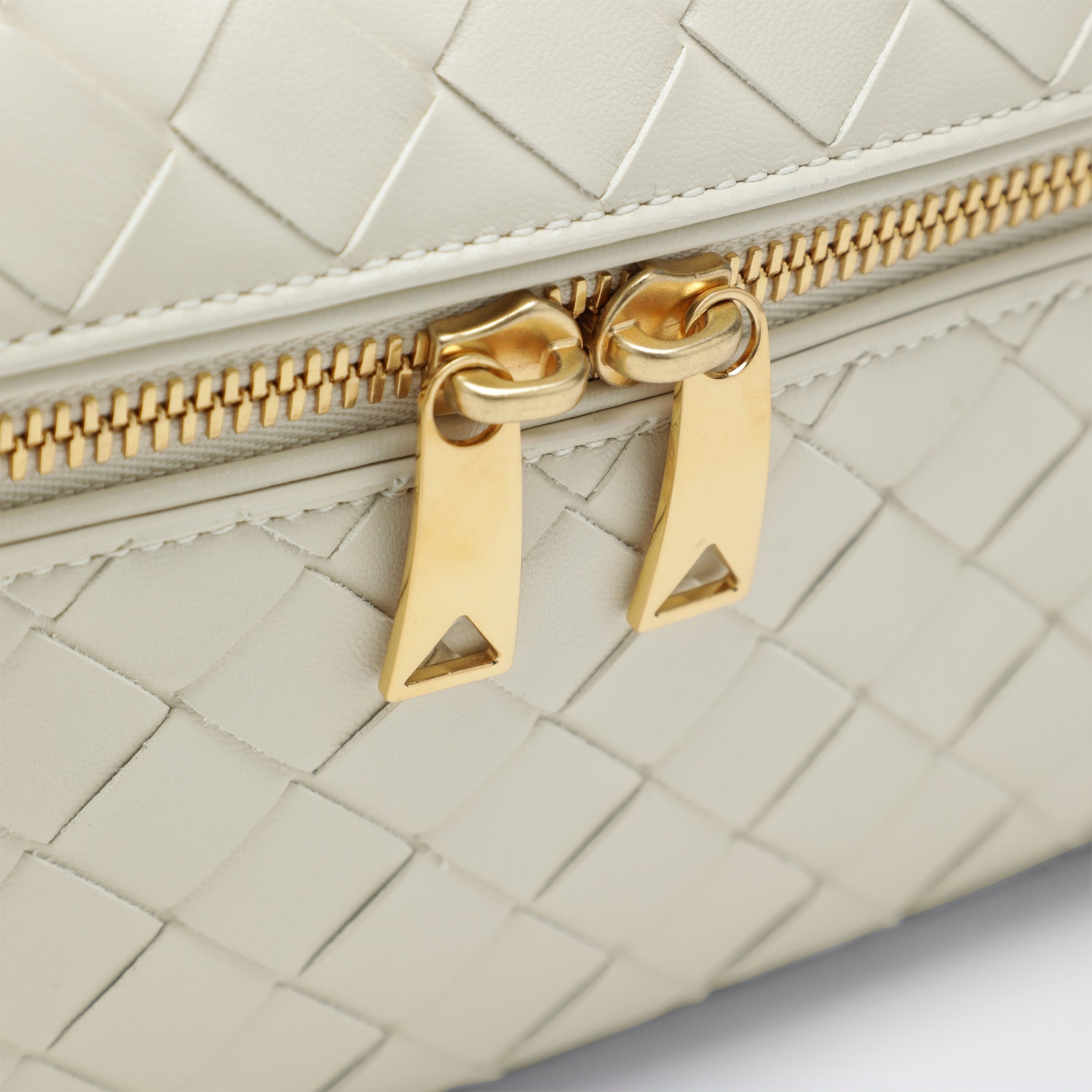 Bang Bang Vanity Case bag in Seasalt