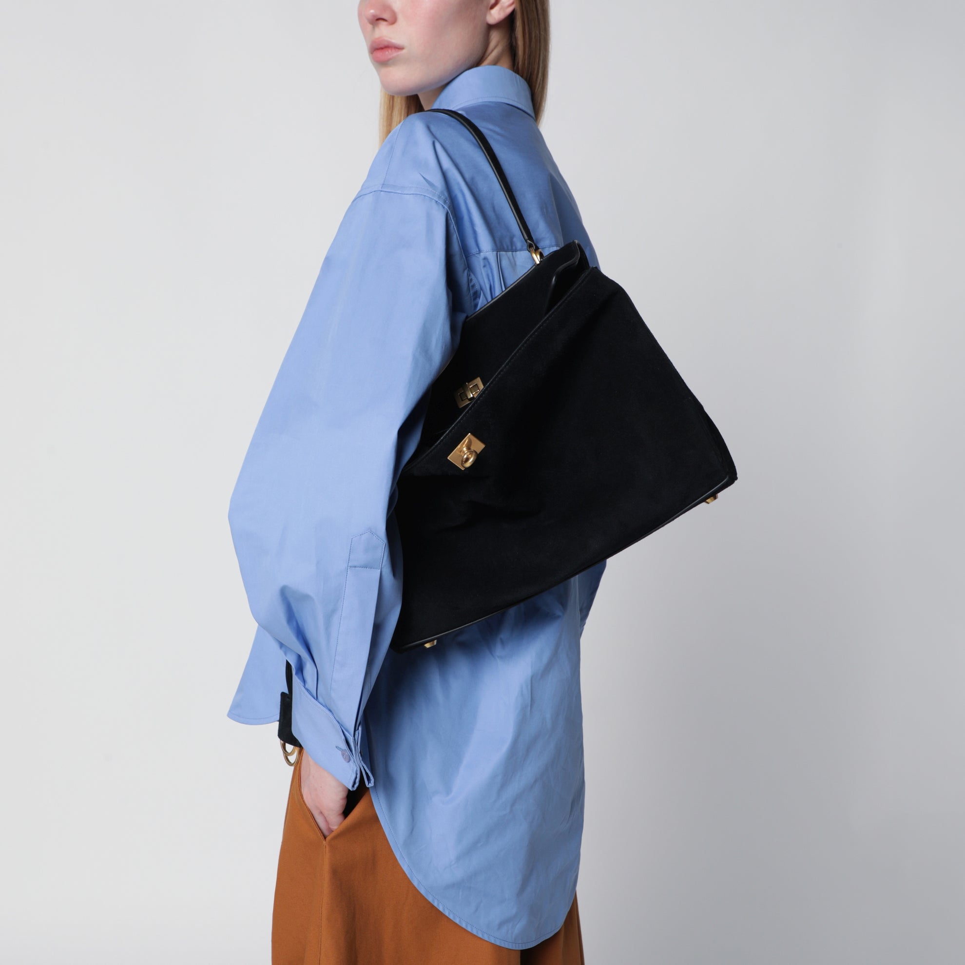 Rodeo Medium Handtasche aus Kalbsleder in Schwarz