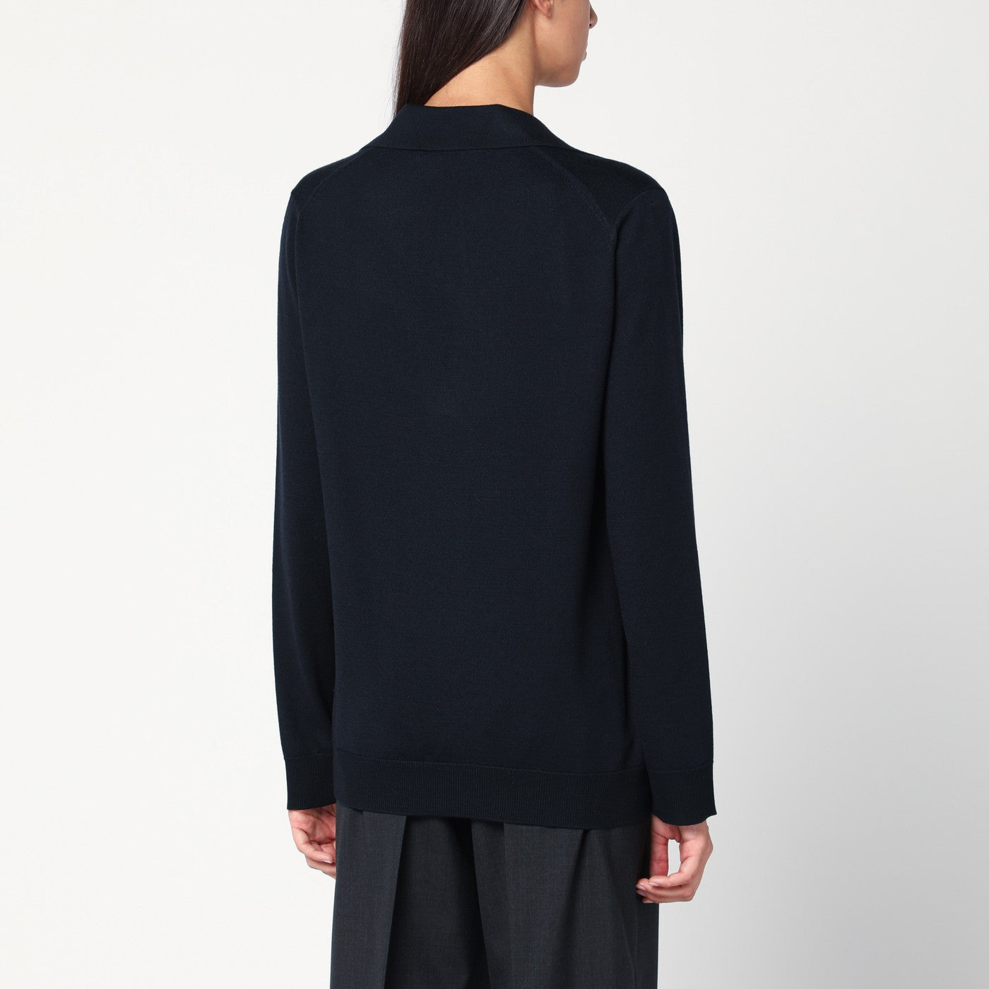 Marineblauer Wollpullover