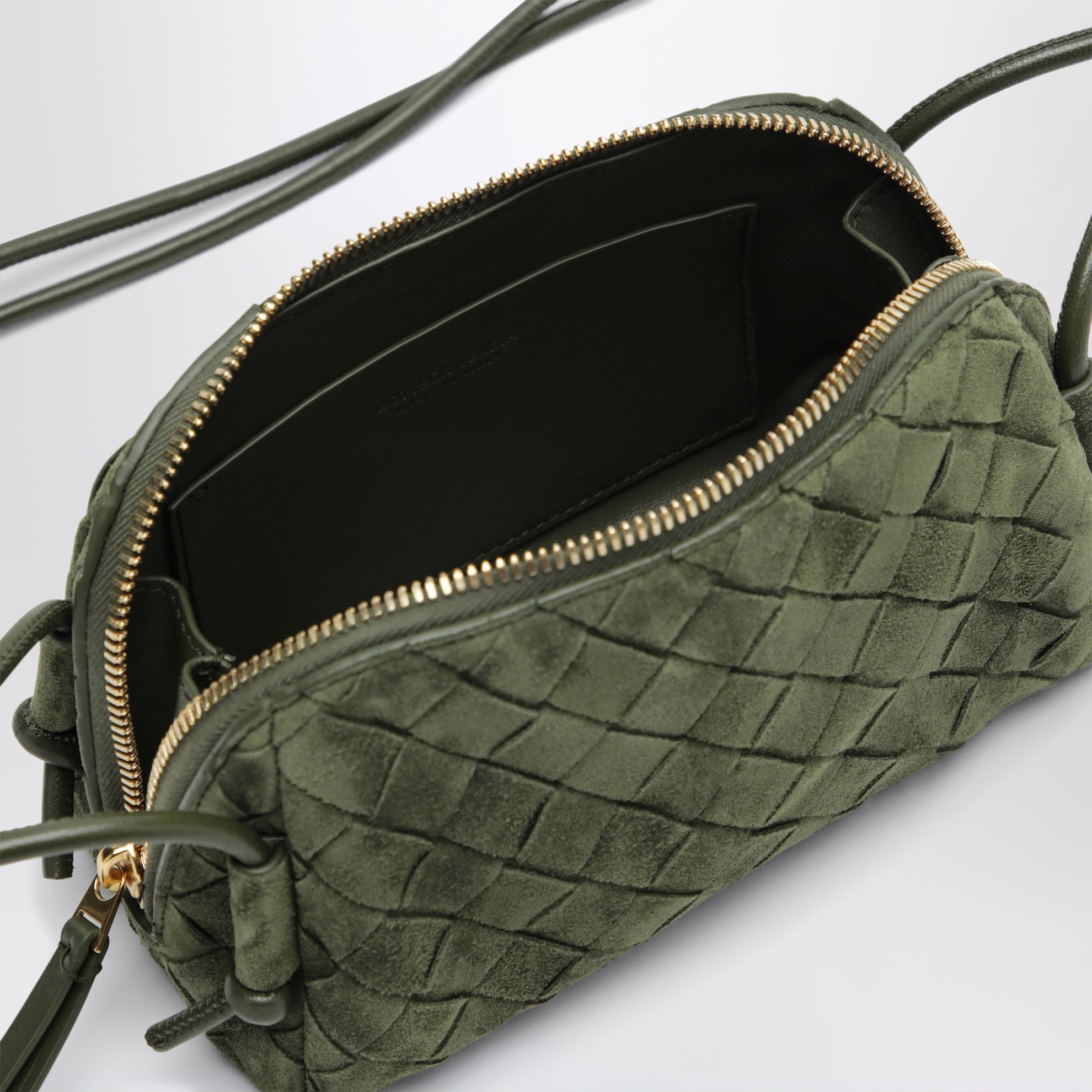 Concert woven leather pouch in green