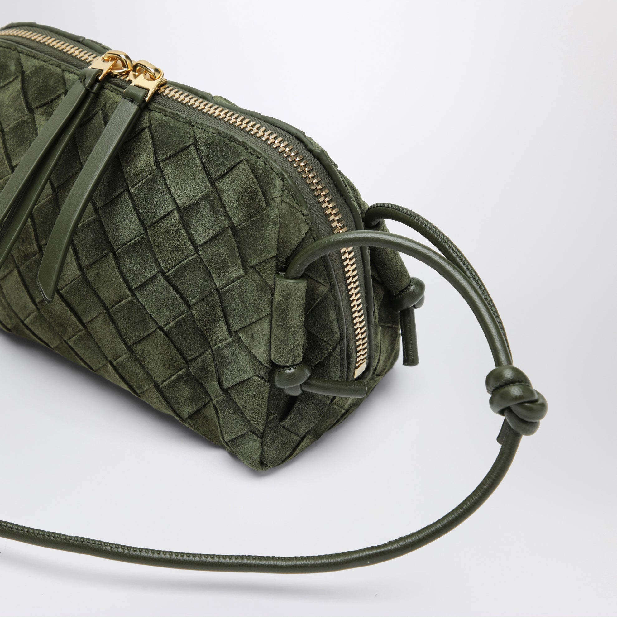 Concert woven leather pouch in green