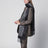 CASSANDRE Jacquard-Seidenschal in Graphitgrau