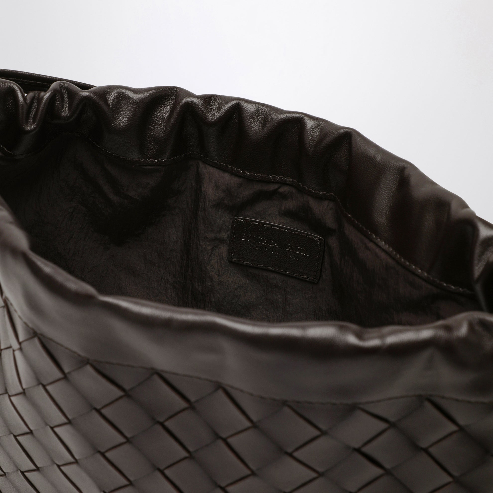Medium Fondant Intrecciato dustbag
