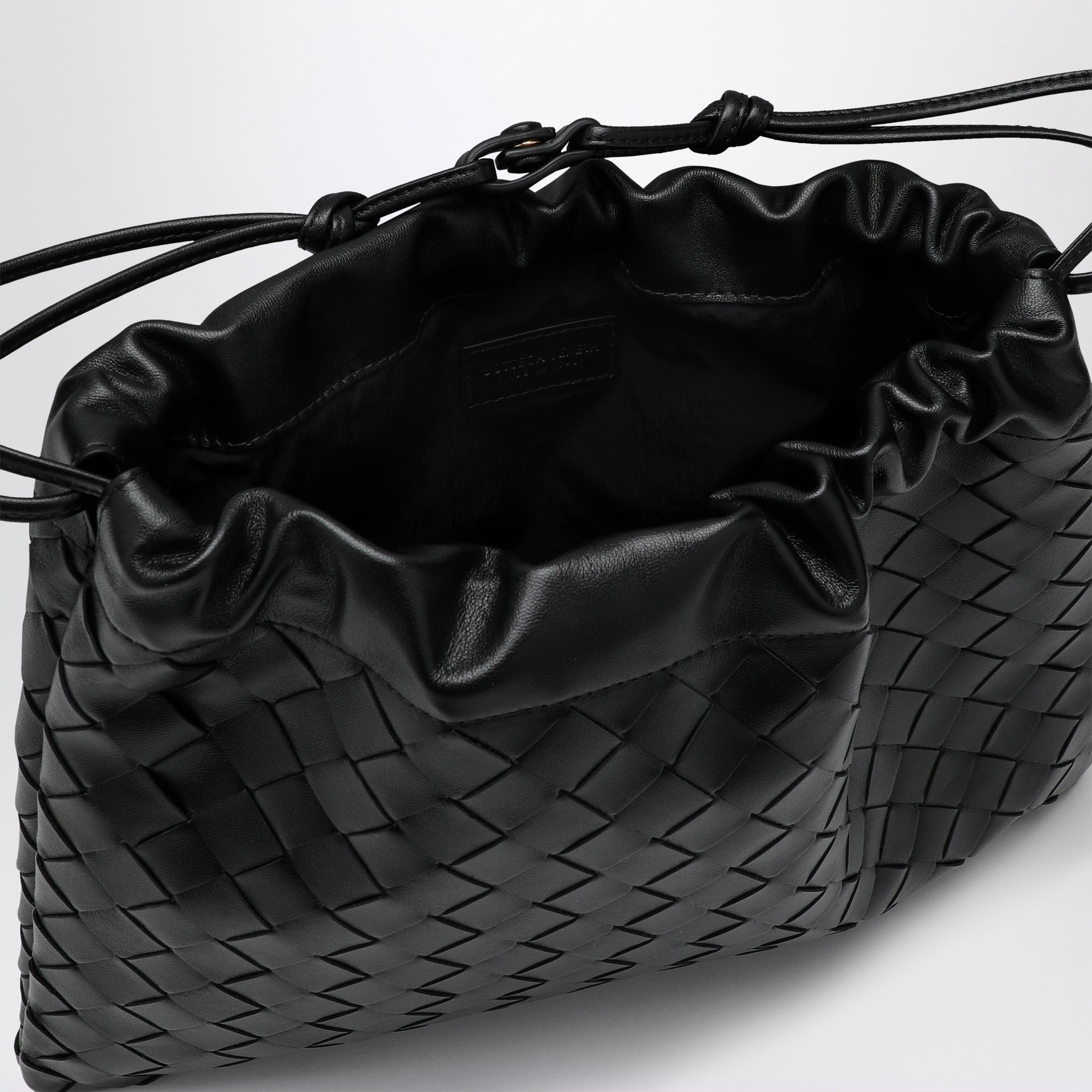 Medium black Intrecciato dustbag