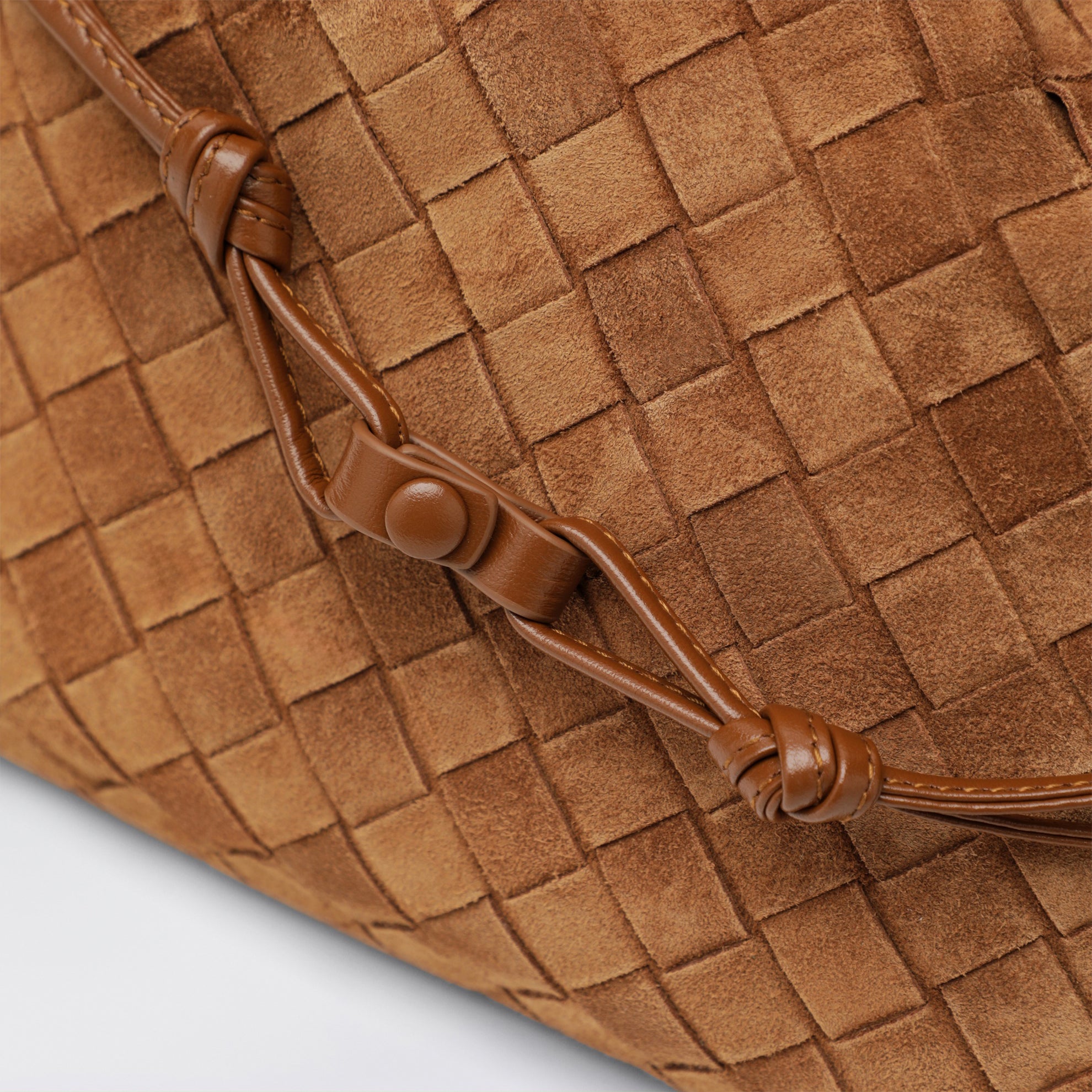 Dustbag en daim Intrecciato couleur ambre