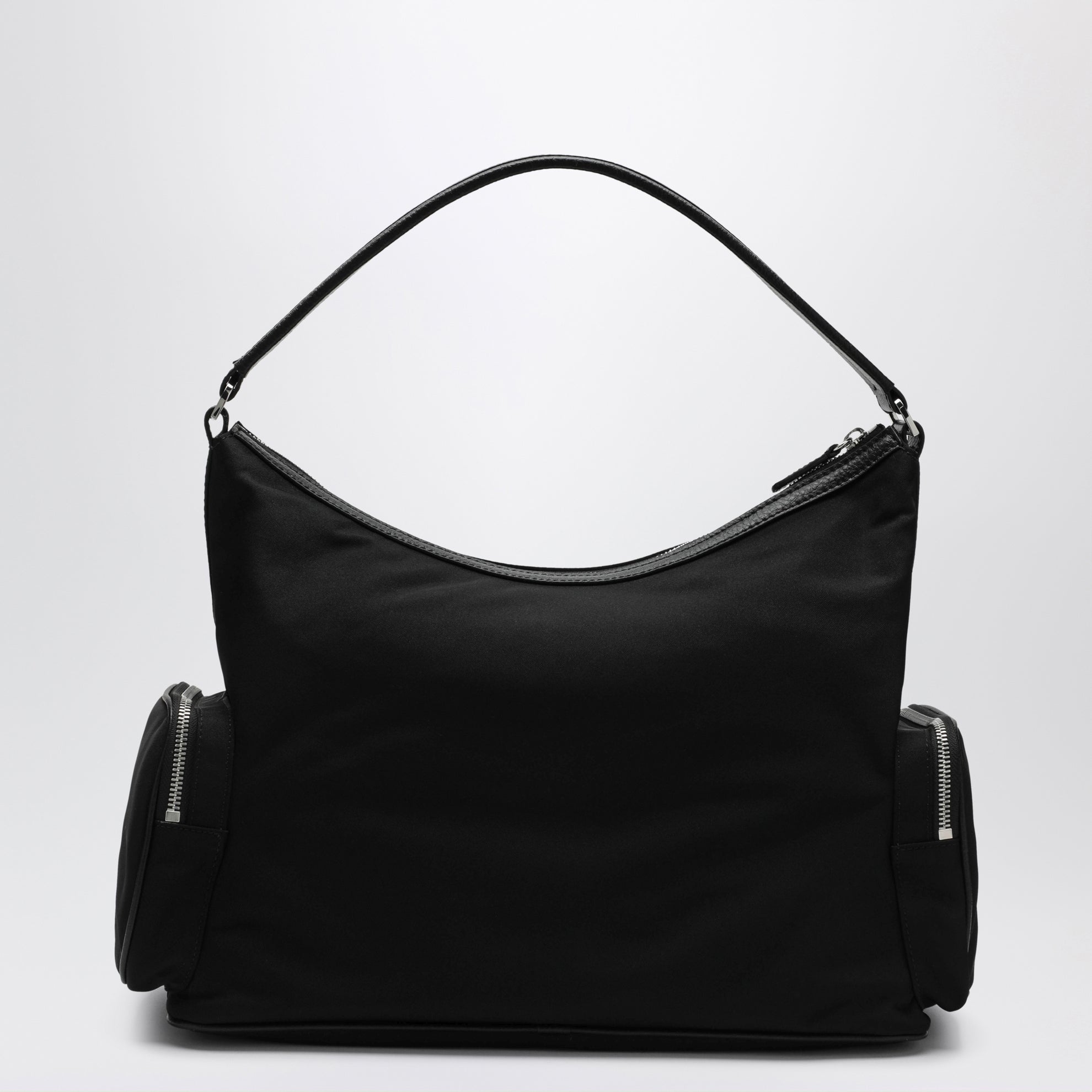 Dartmoor Schultertasche aus ECONYL in Schwarz