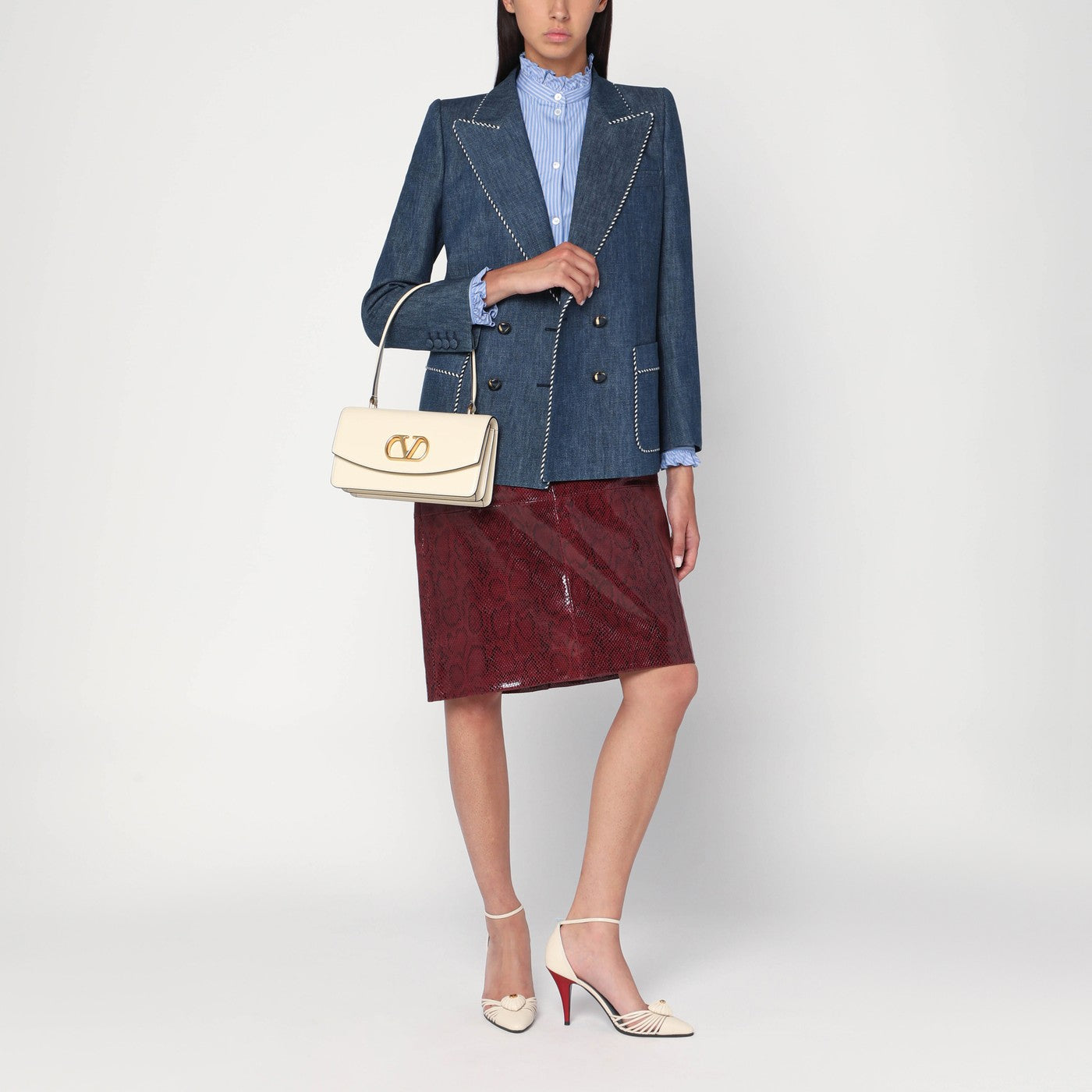 Camicia azzurra a righe in cotone