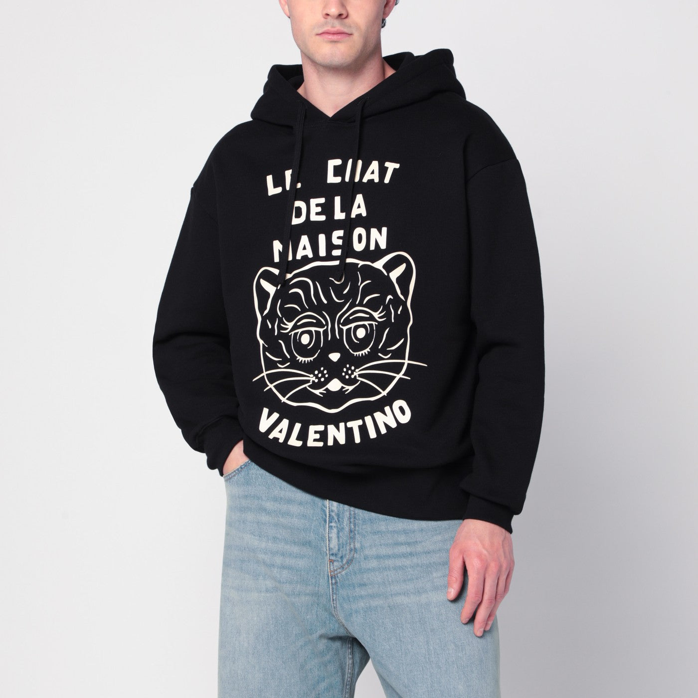 Sweat-shirt noir avec patch Le Chat de la Maison