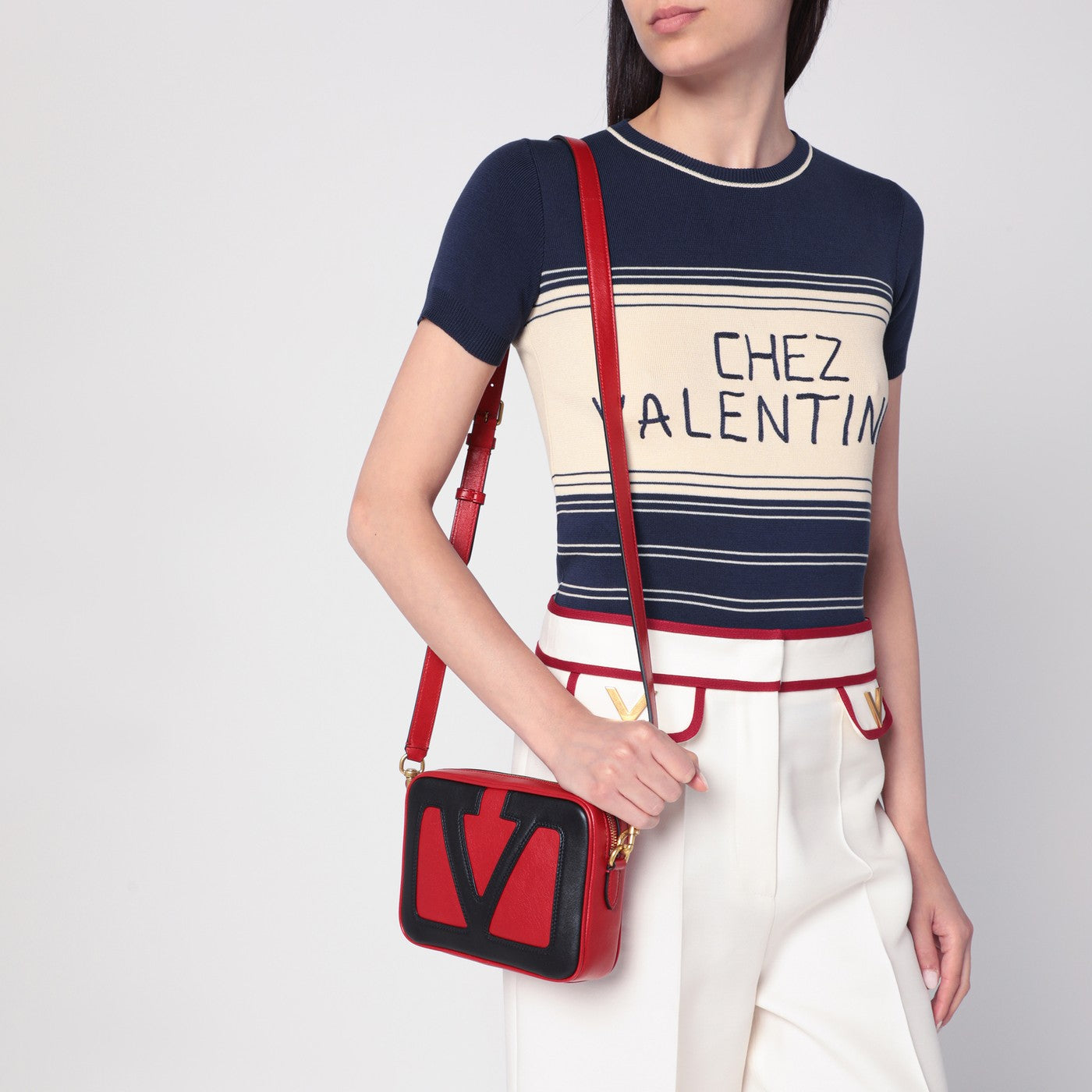 Valentino Garavani Viva Superstar crossbody bag red/black | TheDoubleF