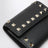 Portafoglio Trifold Rockstud in vitello granato nero