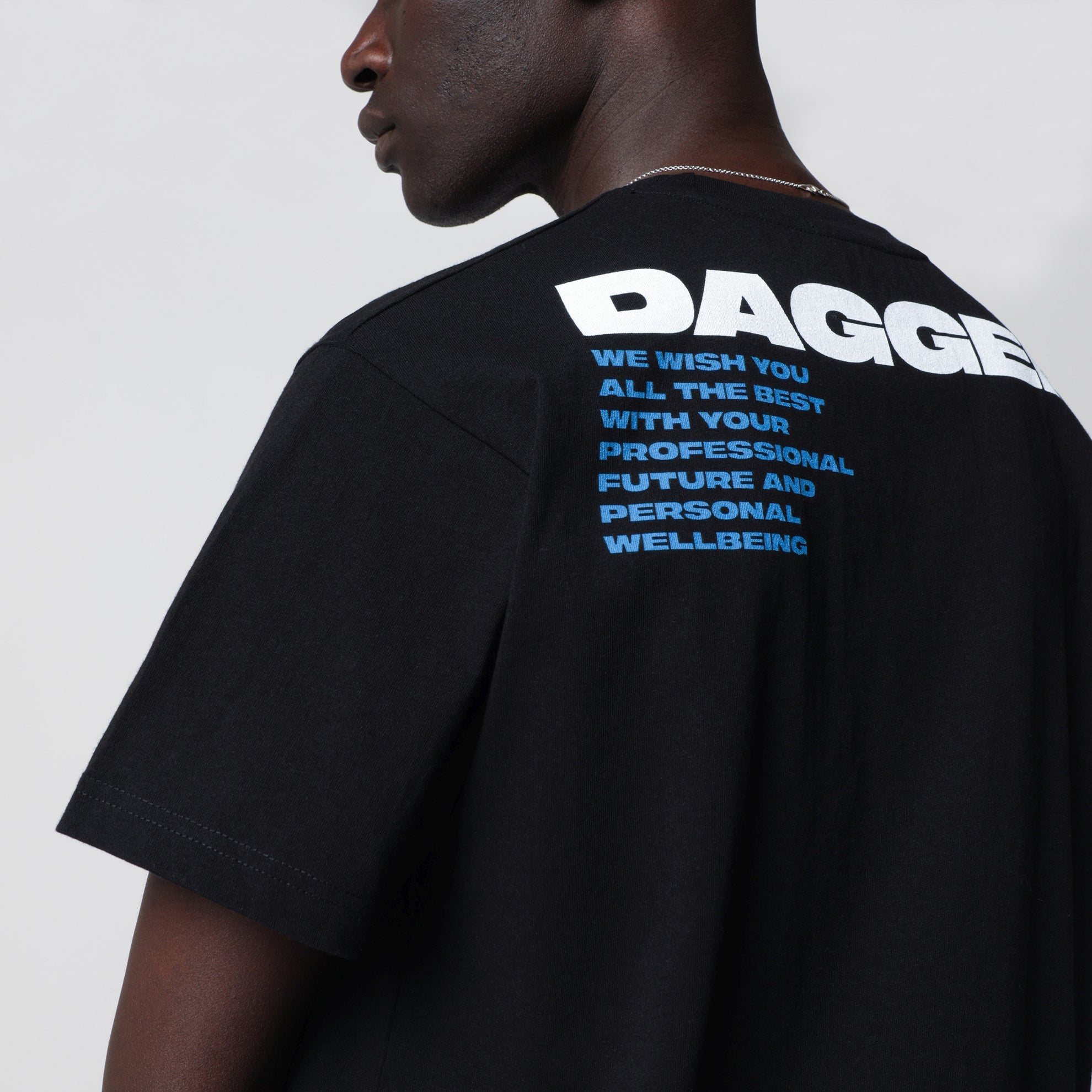 T-shirt noir délavé avec imprimé logo