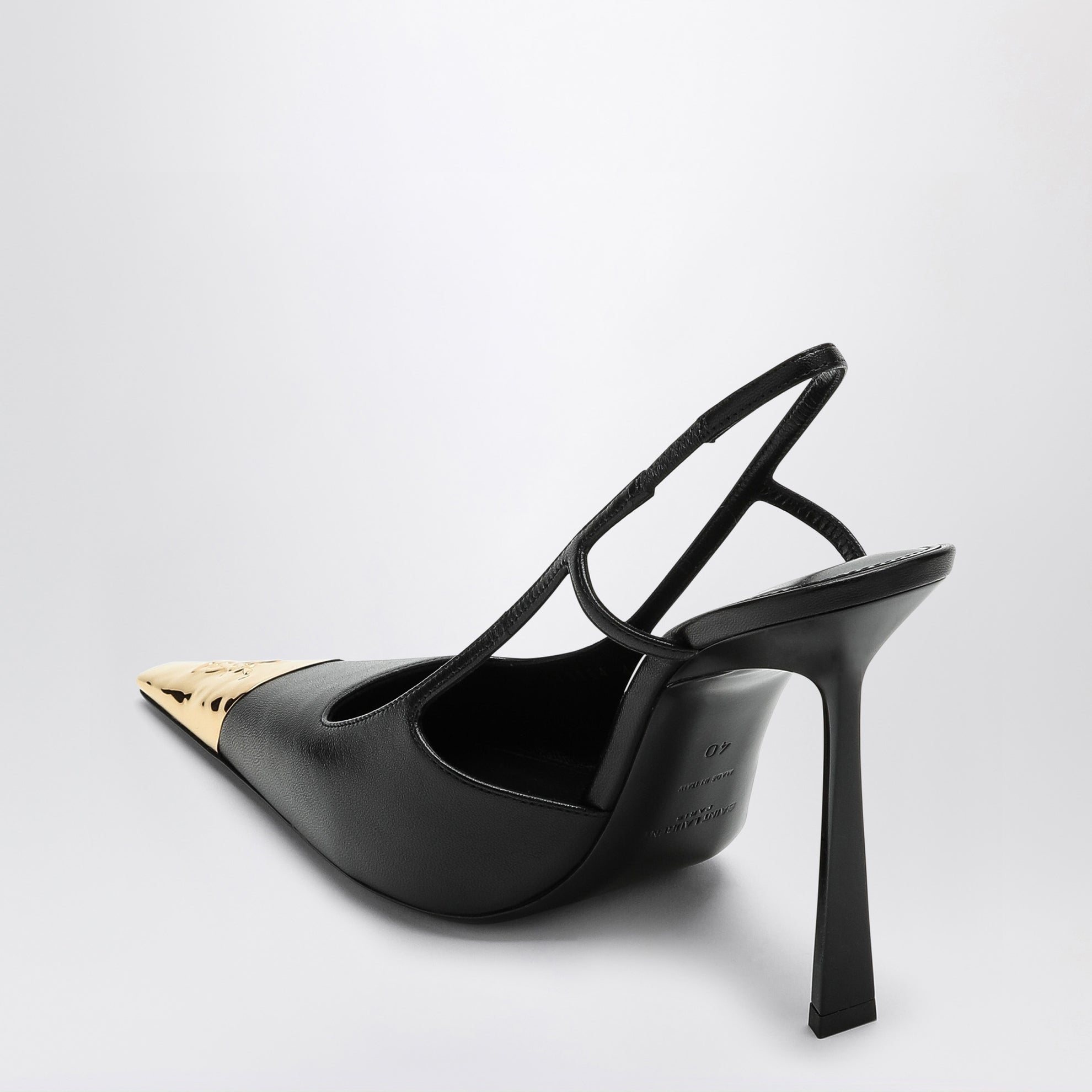 Jeanne Slingback-Pumps aus schwarzem Leder