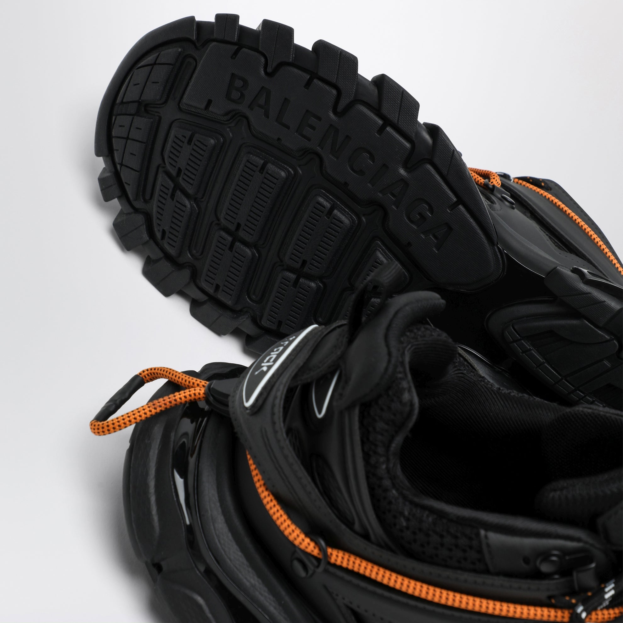Schwarz/orange Track-Sneaker